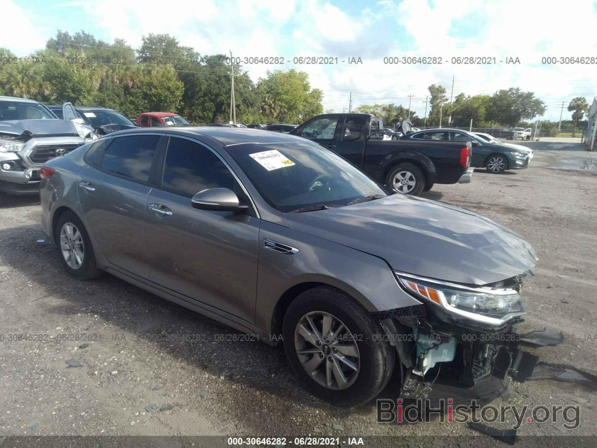 Photo 5XXGT4L34JG233396 - KIA OPTIMA 2018