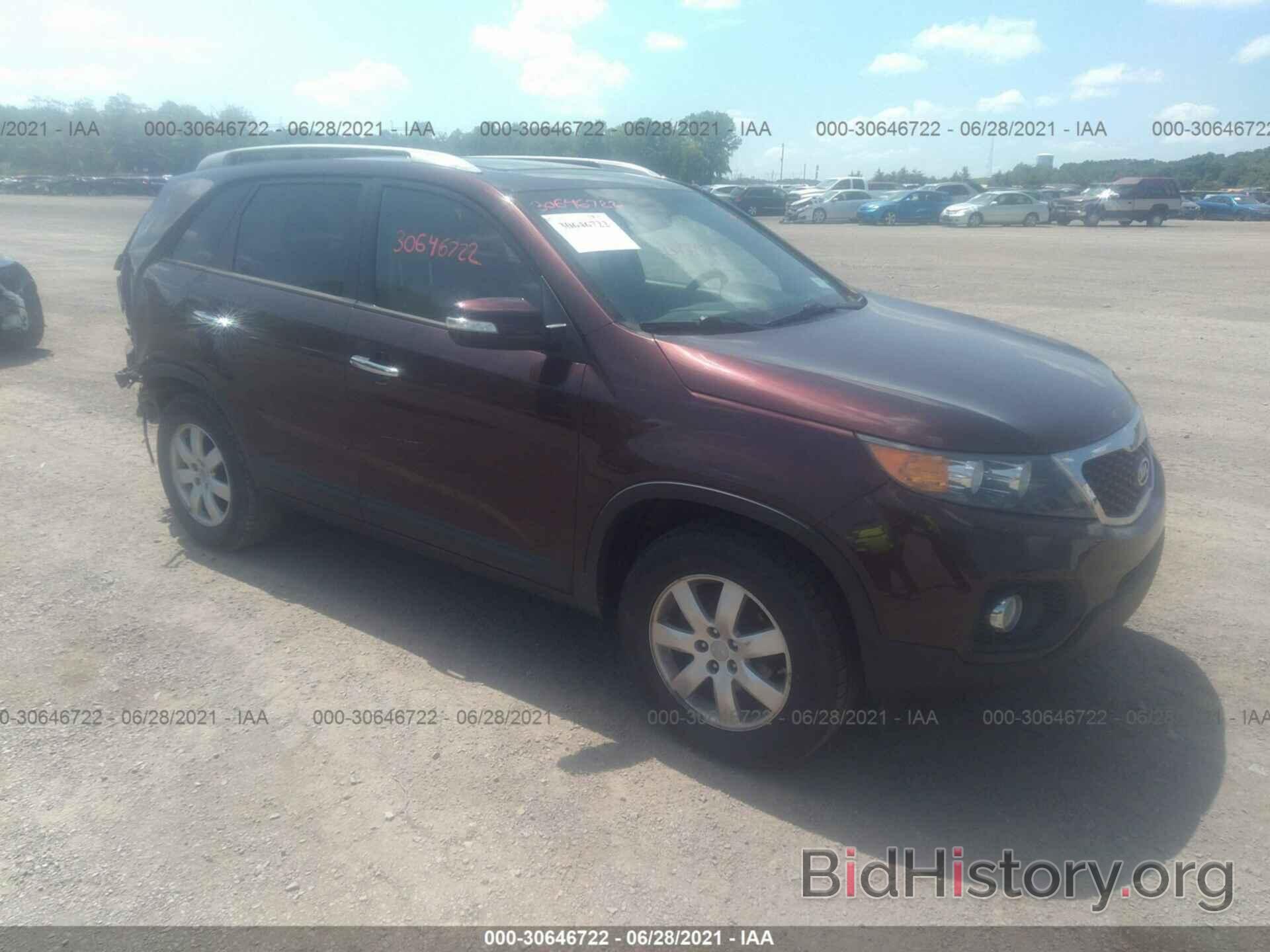 Photo 5XYKT3A64CG285966 - KIA SORENTO 2012