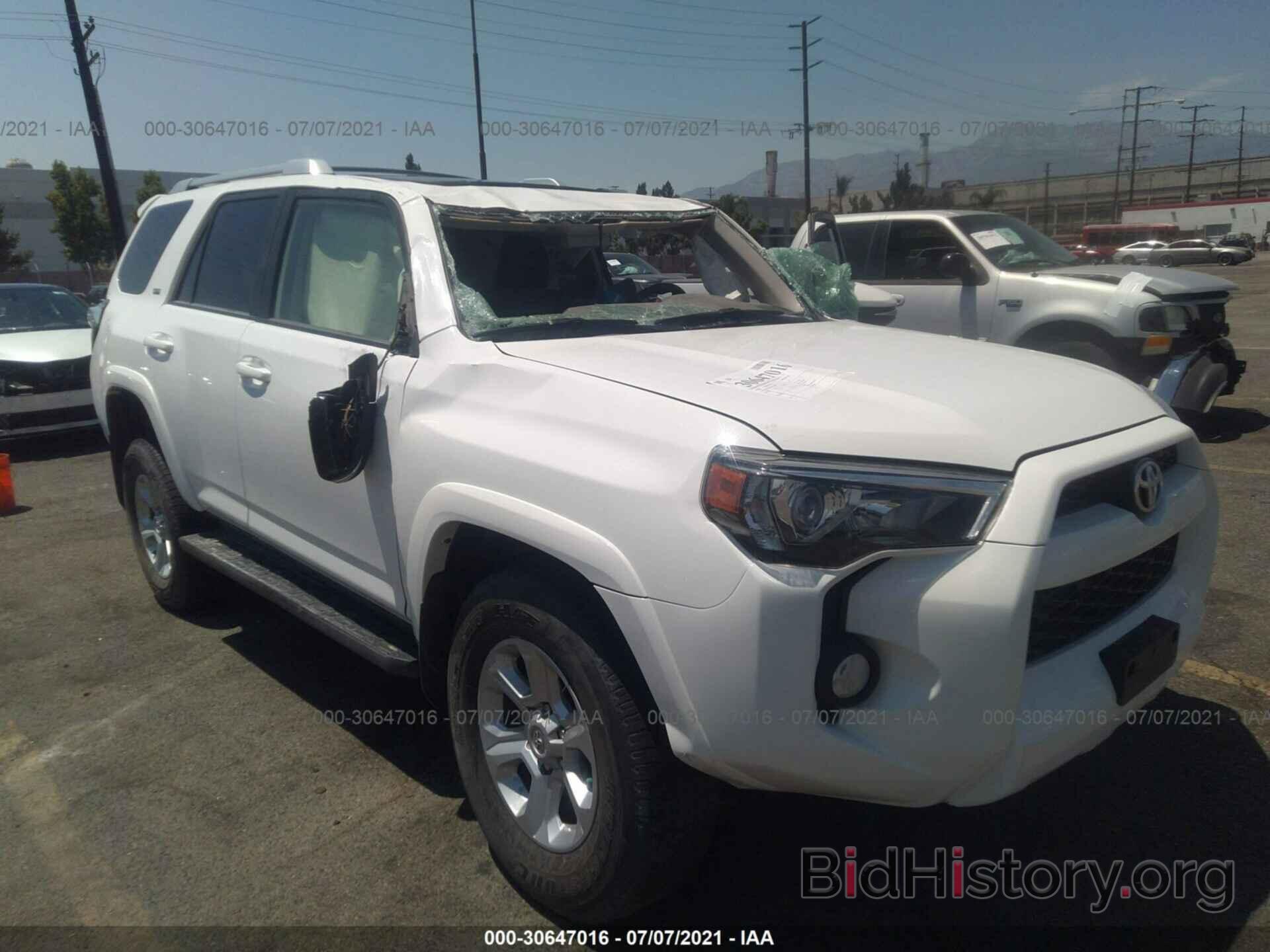 Photo JTEBU5JR9J5541880 - TOYOTA 4RUNNER 2018