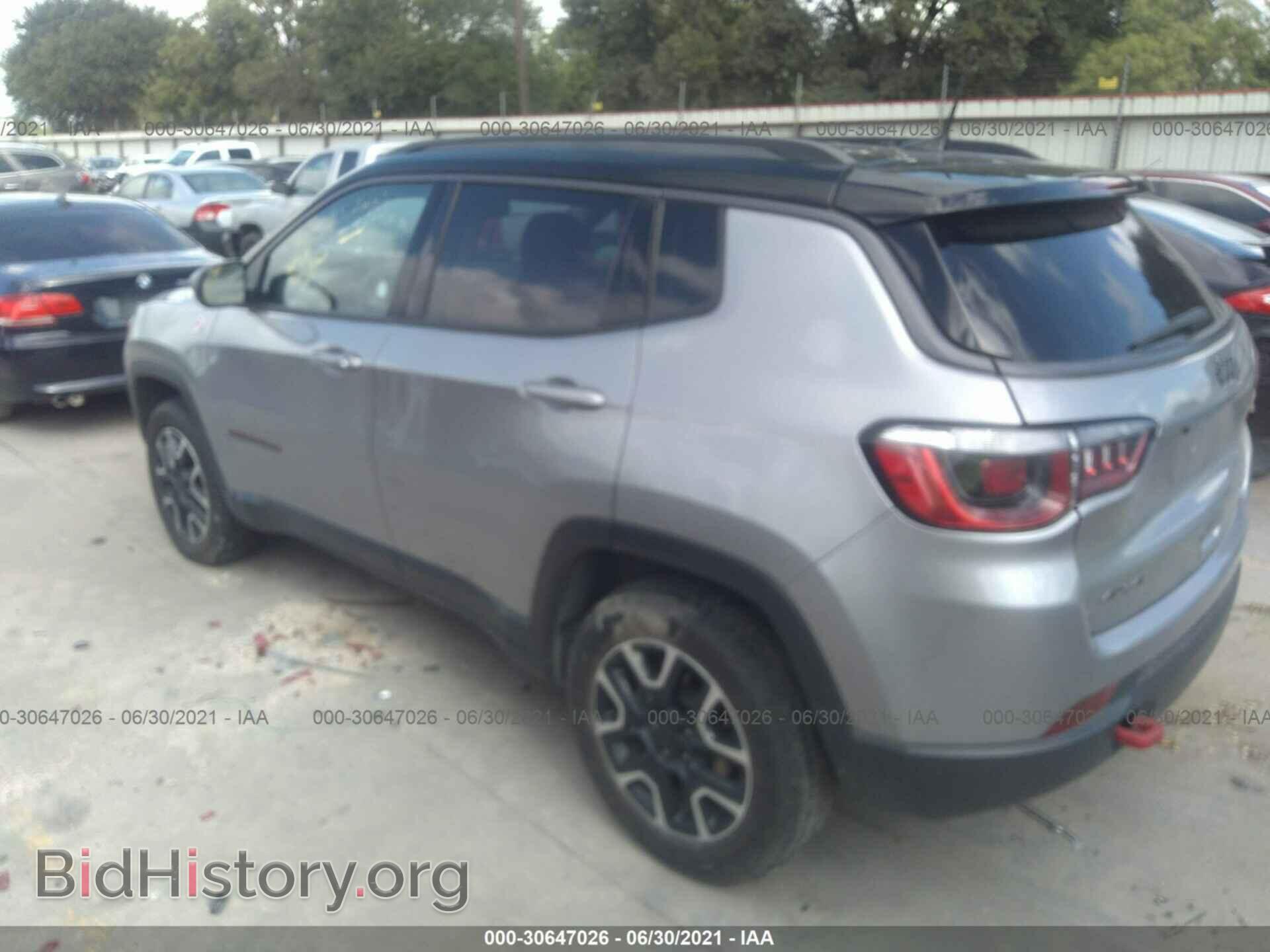 2019 JEEP COMPASS - VIN: 3C4NJDDB0KT795319 - Фото 3
