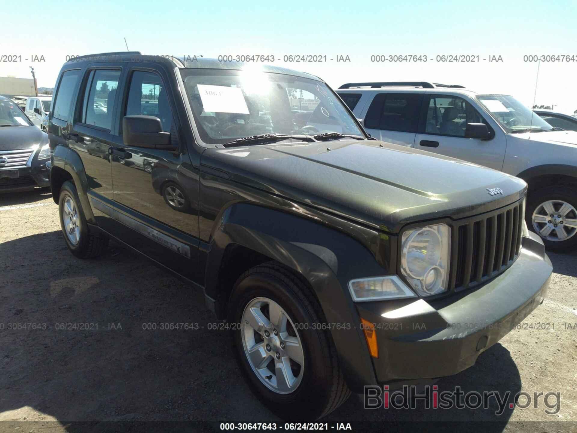 Photo 1J4PP2GK5BW521285 - JEEP LIBERTY 2011