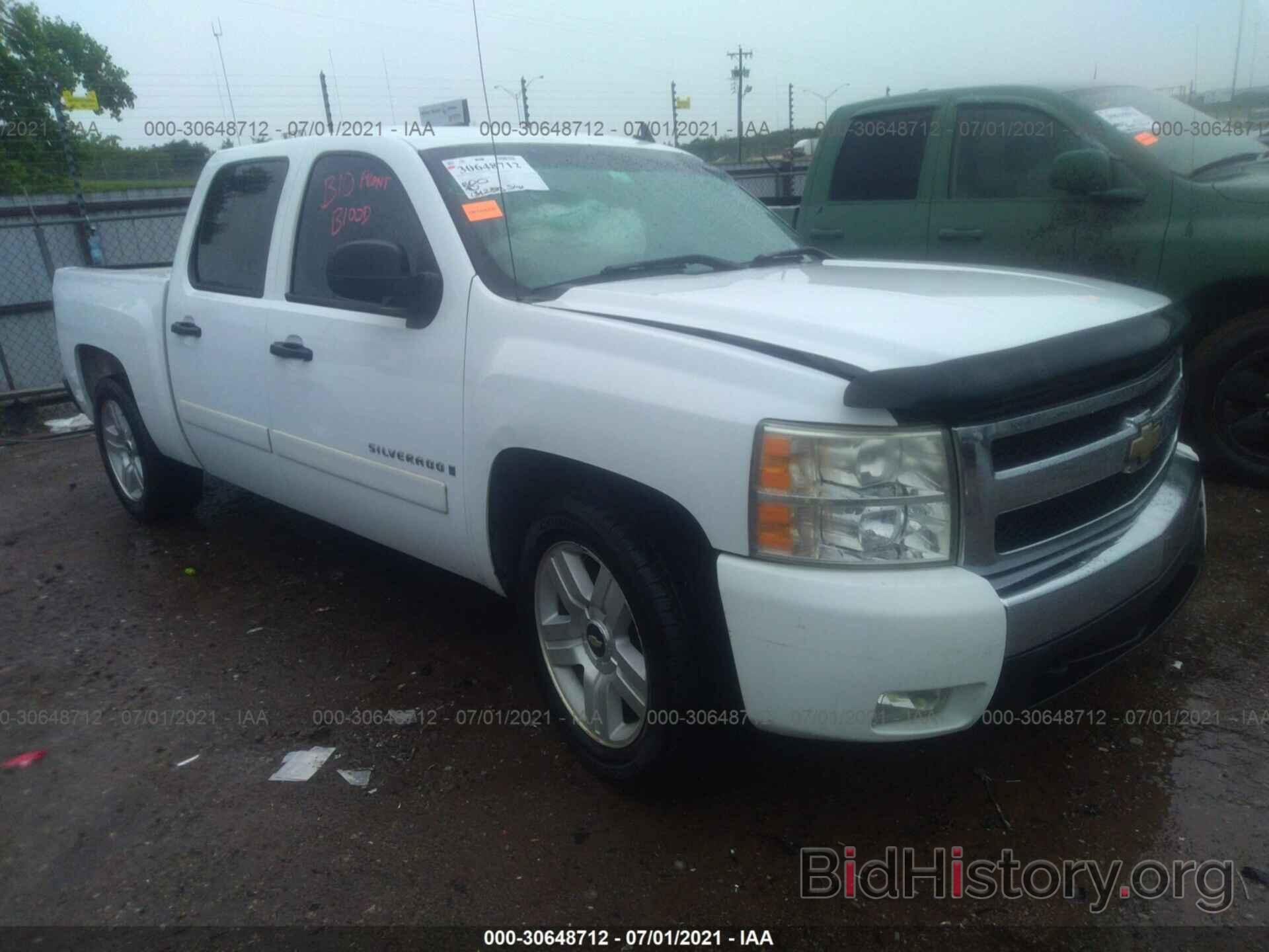 Photo 3GCEC13J67G523987 - CHEVROLET SILVERADO 1500 2007