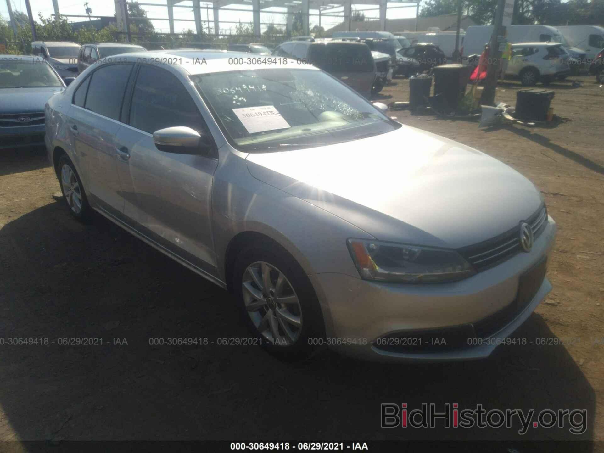 Photo 3VWB17AJ7EM323243 - VOLKSWAGEN JETTA SEDAN 2014