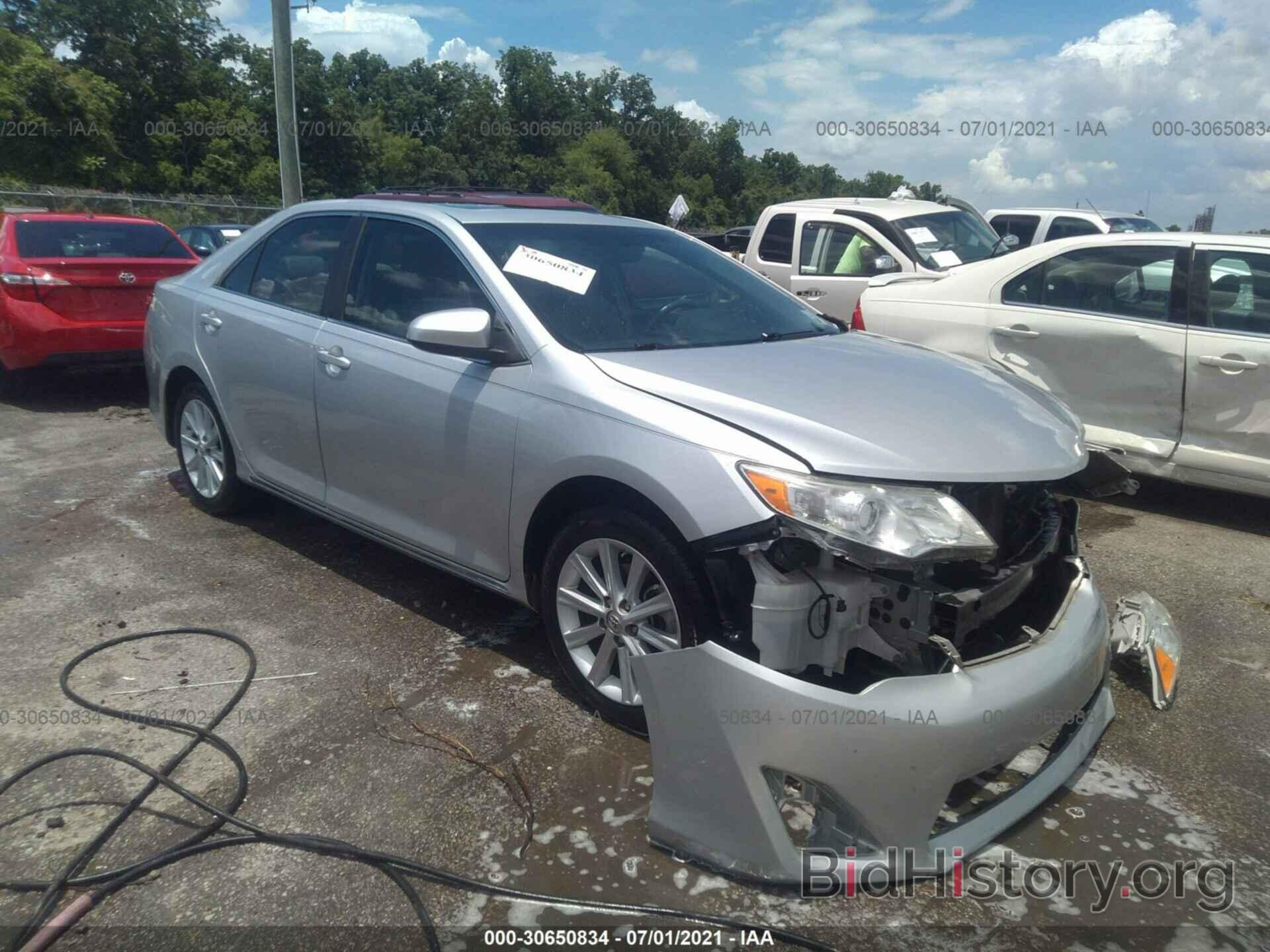 Photo 4T4BF1FK4DR305863 - TOYOTA CAMRY 2013