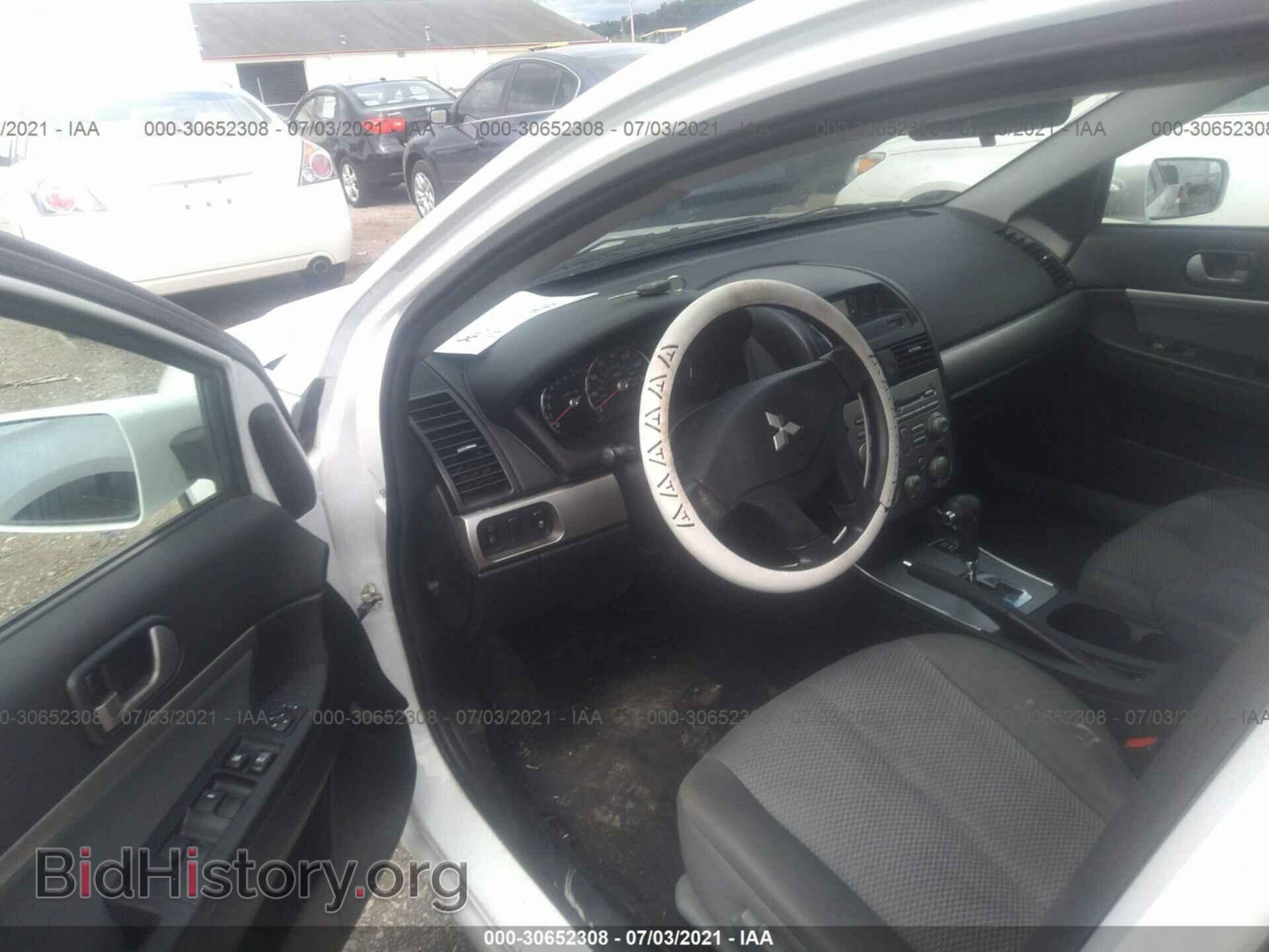 2011 MITSUBISHI GALANT - VIN: 4A32B2FF0BE022352 - Фото 5