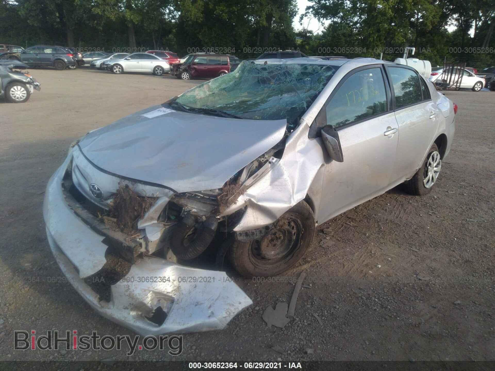 2011 TOYOTA COROLLA - VIN: 2T1BU4EE1BC614685 - Фото 2