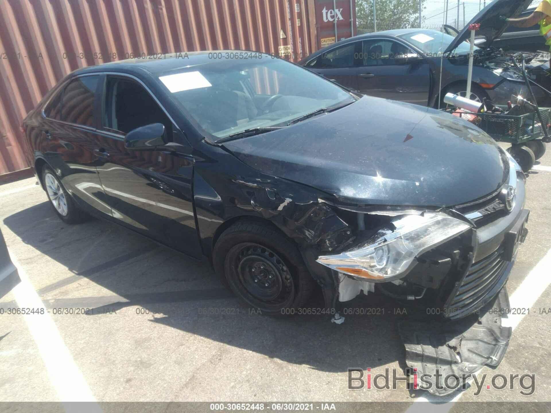 Photo 4T4BF1FK0GR548302 - TOYOTA CAMRY 2016