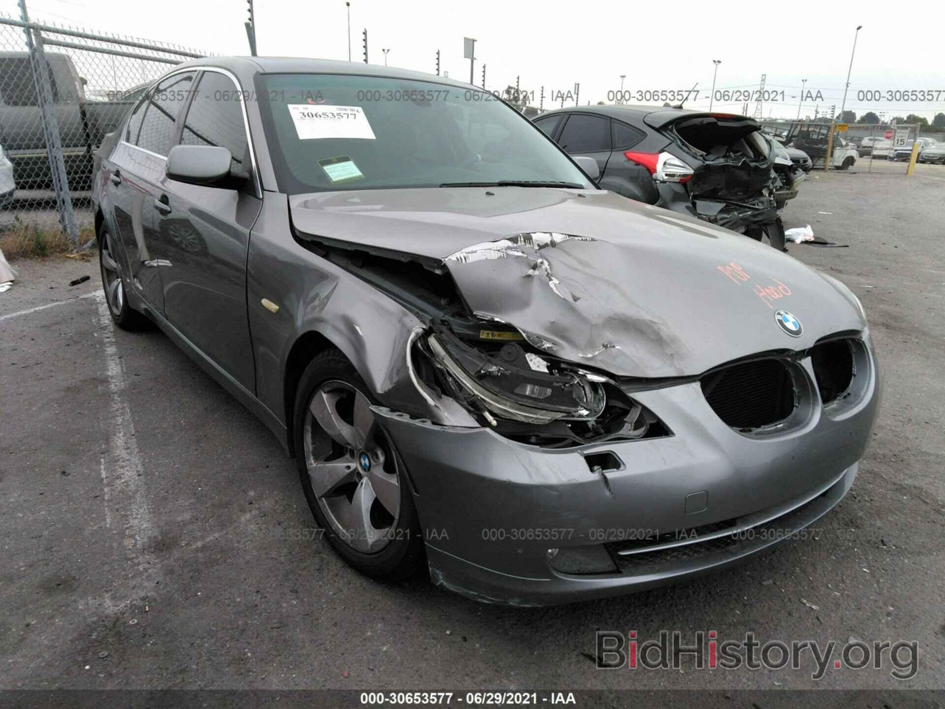 Photo WBANU53518CT18361 - BMW 5 SERIES 2008