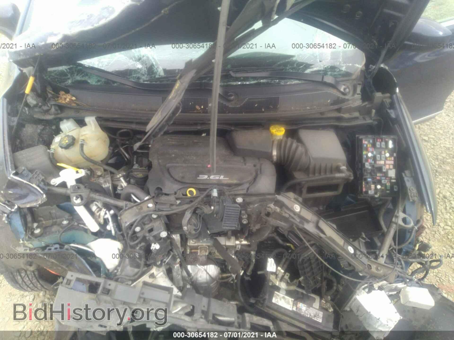 2017 CHRYSLER PACIFICA - VIN: 2C4RC1EG2HR643770 - Photo 10
