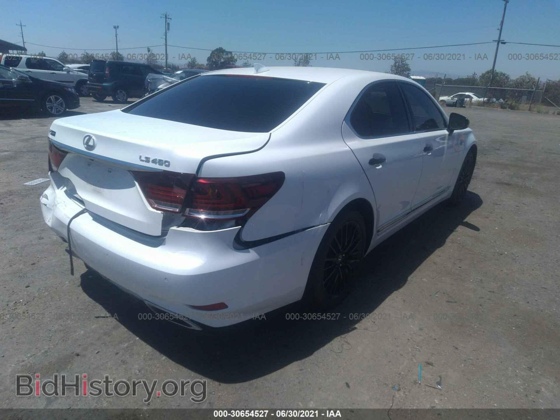 2015 LEXUS LS 460 - VIN: JTHBL5EF9F5136129 - Photo 4