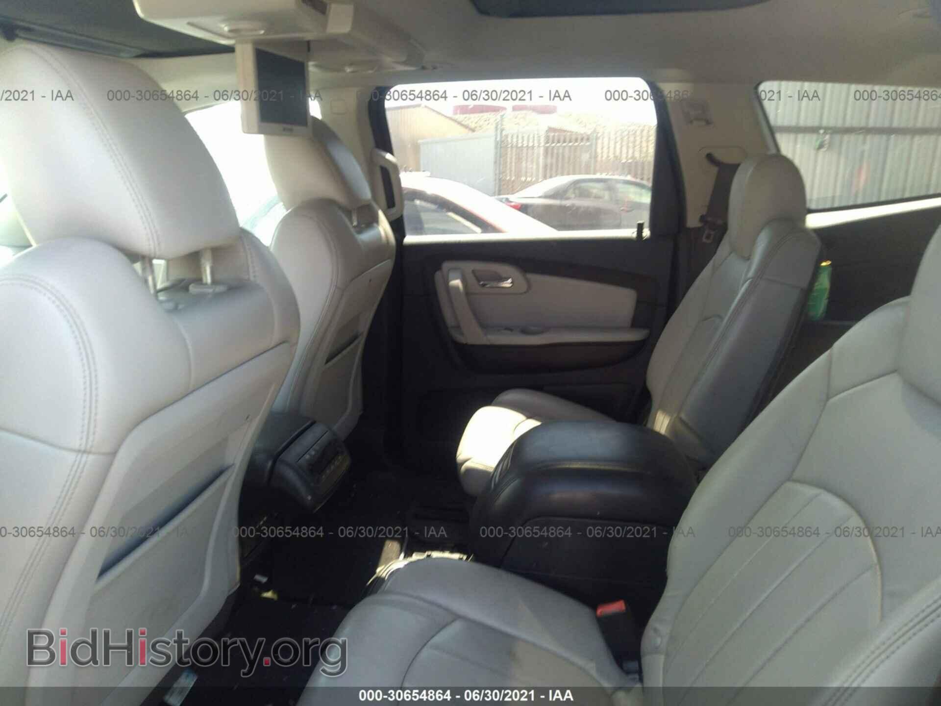 2010 CHEVROLET TRAVERSE - VIN: 1GNLRHED3AS152834 - Фото 8
