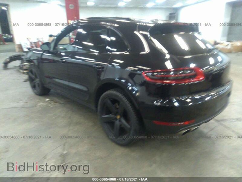 2017 Porsche MACAN (VIN WP1AB2A55HLB10359) — photo 3 of 12