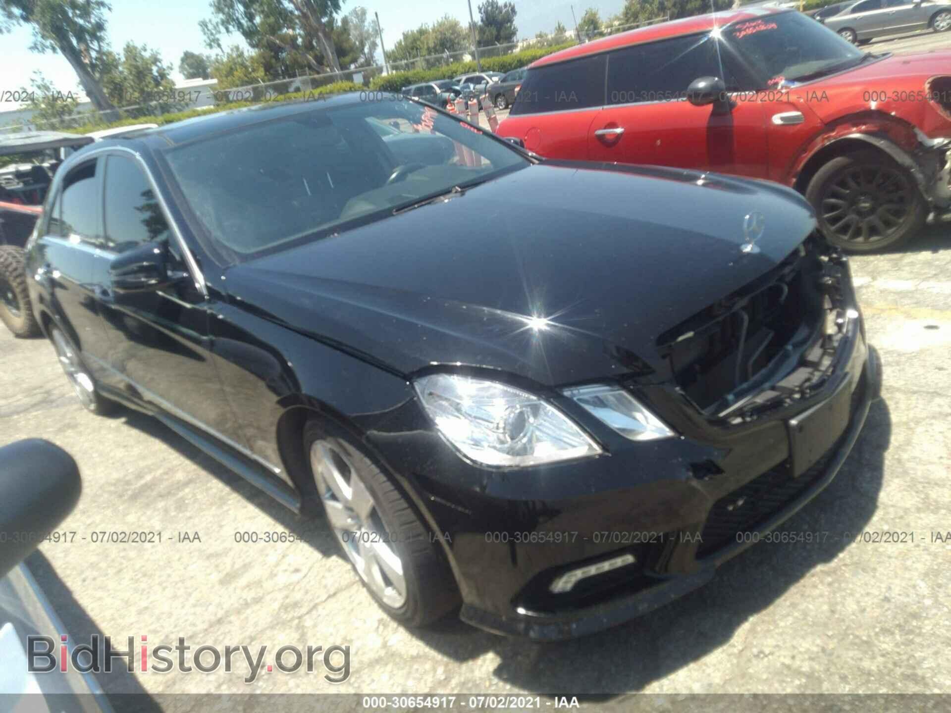 Photo WDDHF5GB9BA339574 - MERCEDES-BENZ E-CLASS 2011