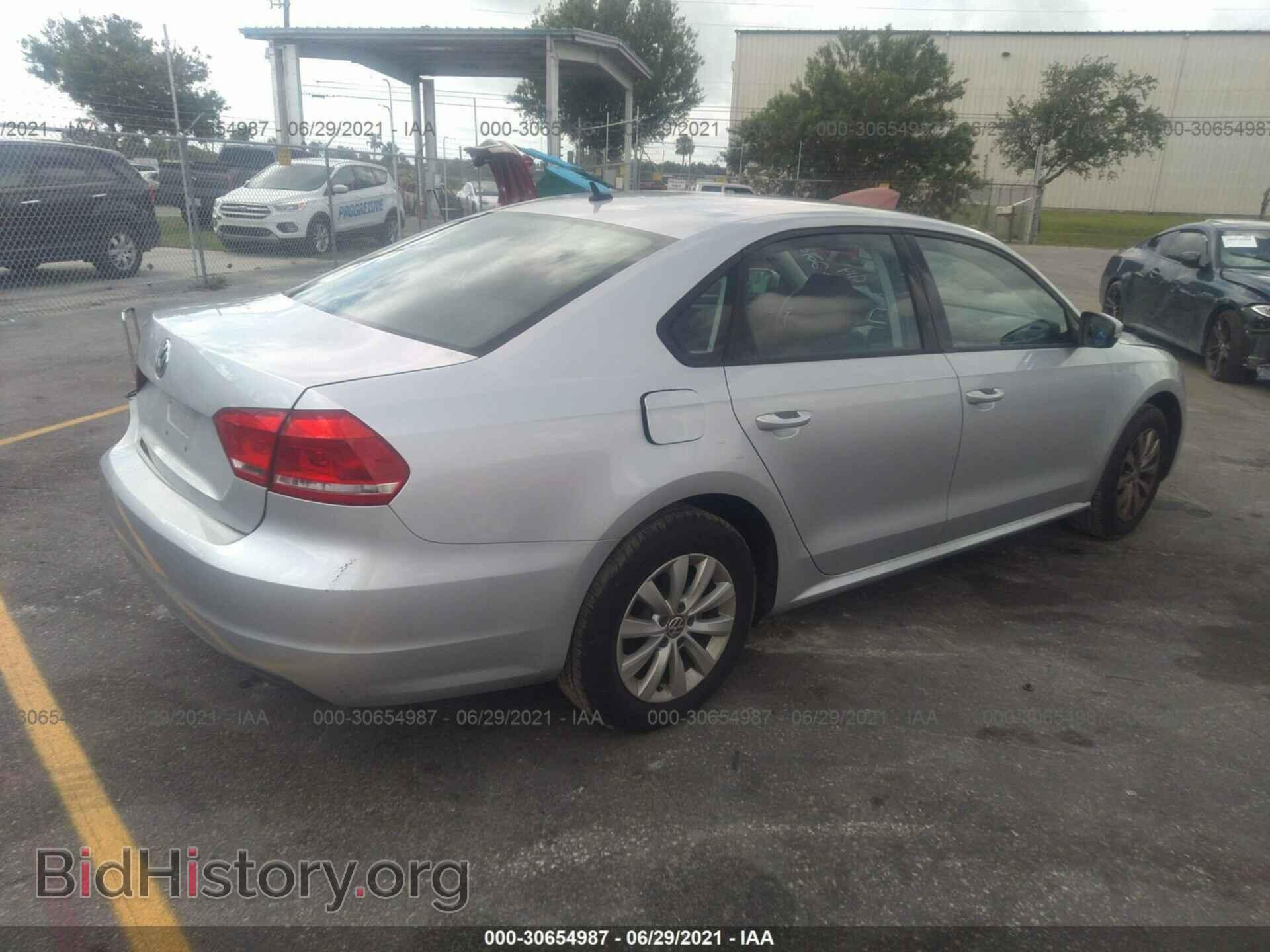 2013 VOLKSWAGEN PASSAT - VIN: 1VWAP7A35DC010073 - Фото 4
