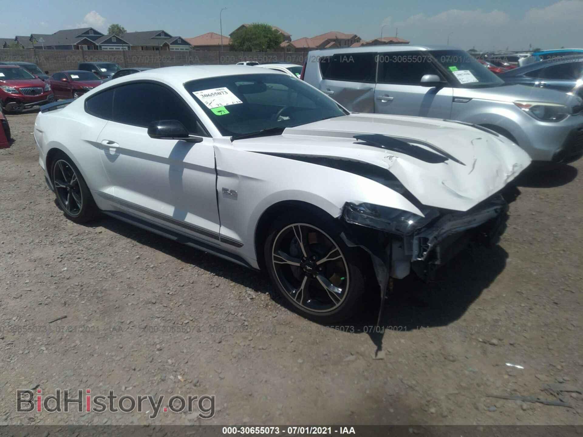 Photo 1FA6P8CF1H5231093 - FORD MUSTANG 2017