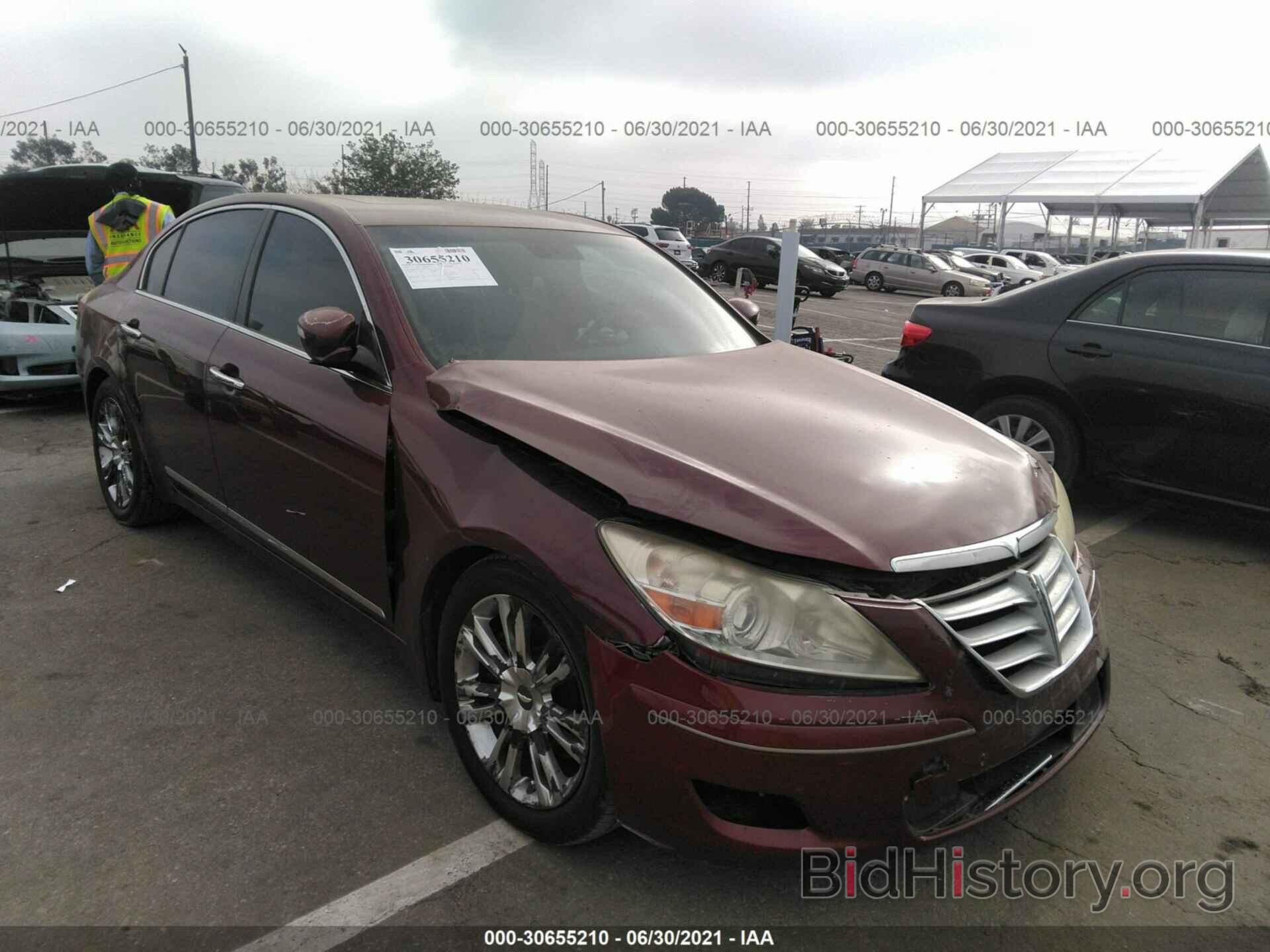 Photo KMHGC4DF2BU125116 - HYUNDAI GENESIS 2011