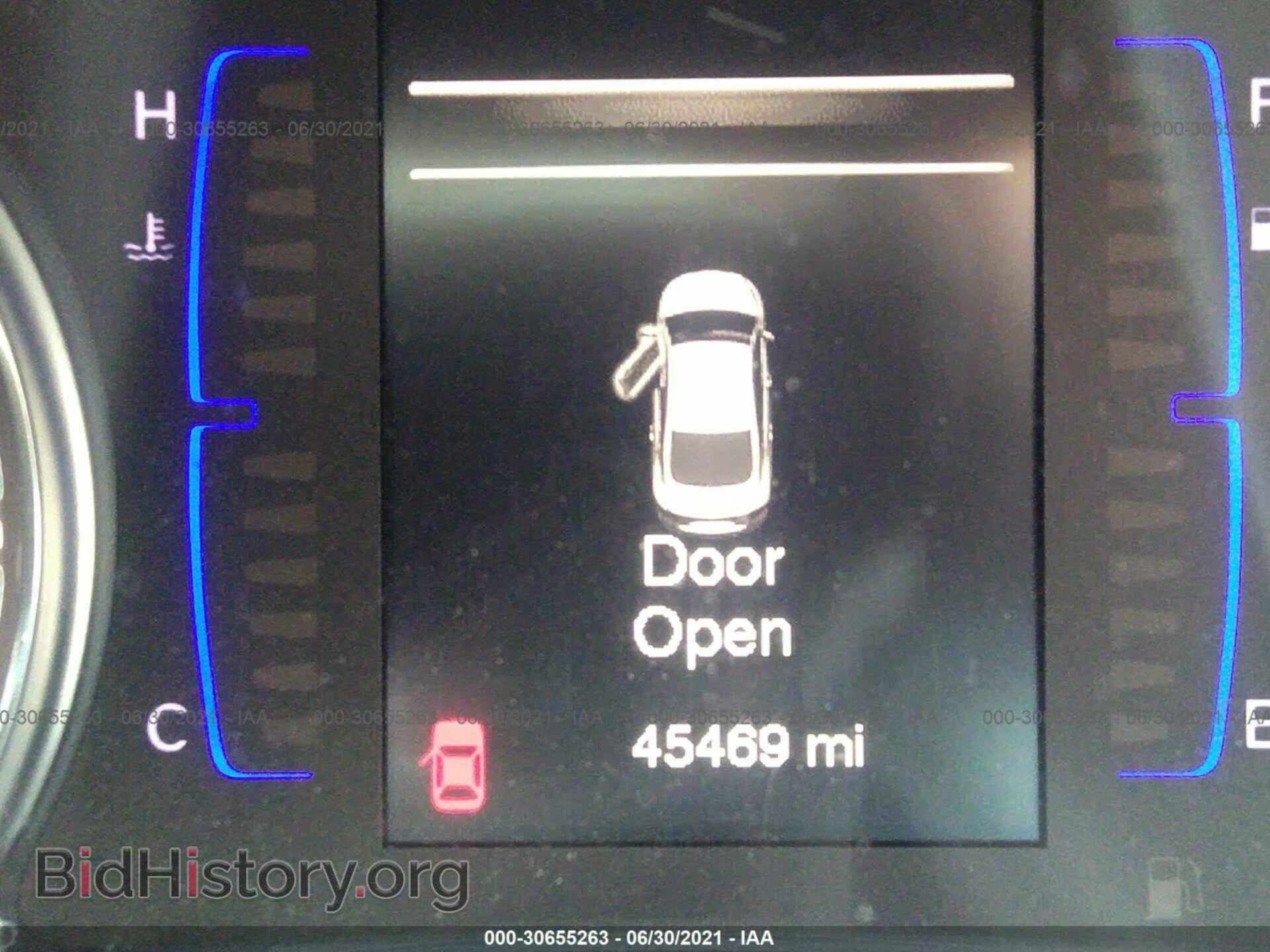 2016 CHRYSLER 200 - VIN: 1C3CCCFB3GN196323 - Фото 7
