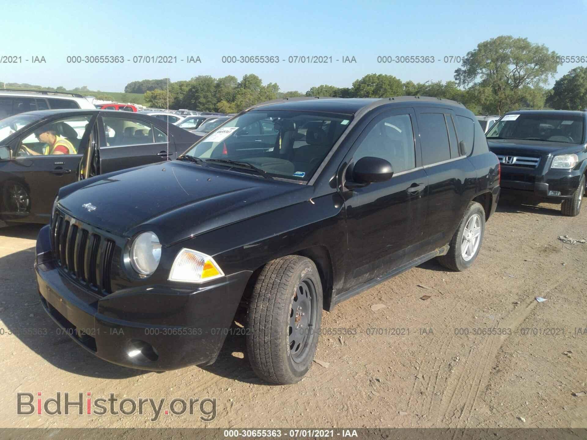 2007 JEEP COMPASS - VIN: 1J8FF47W57D209188 - Фото 2