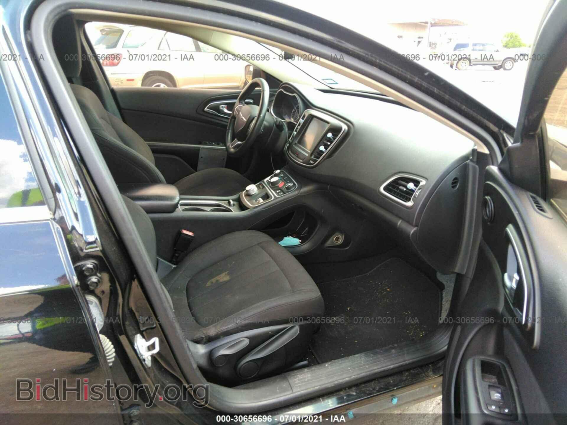 2015 CHRYSLER 200 - VIN: 1C3CCCAB3FN737621 - Photo 5