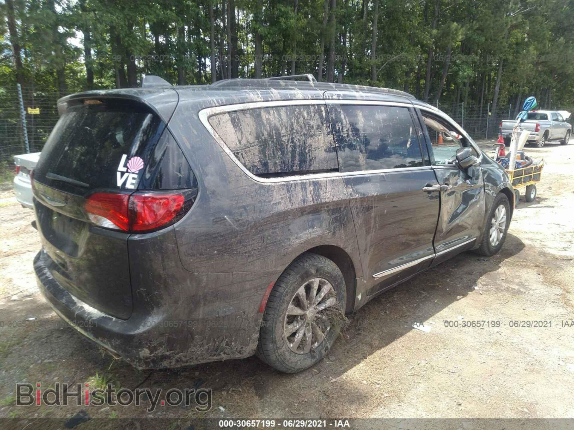 2017 CHRYSLER PACIFICA - VIN: 2C4RC1BG6HR524155 - Фото 4