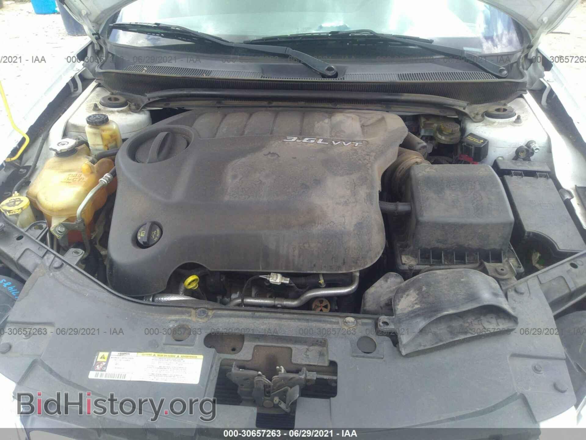 2012 CHRYSLER 200 - VIN: 1C3CCBAG1CN240603 - Фото 10