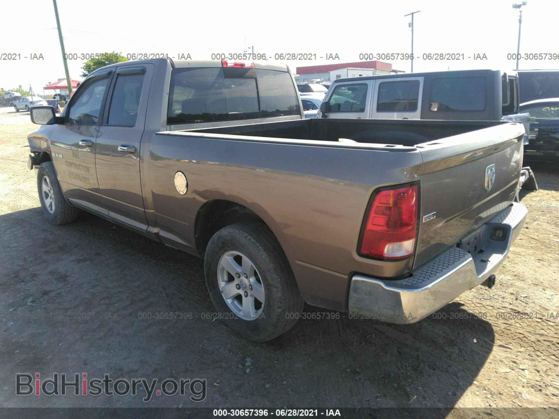 2010 DODGE RAM 1500 - VIN: 1D7RB1GP9AS111331 - Фото 3