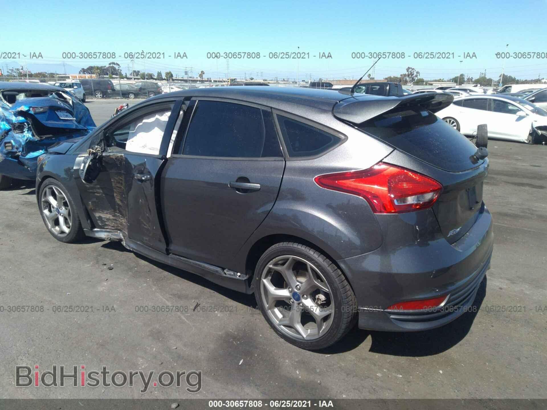 2016 FORD FOCUS - VIN: 1FADP3L93GL282559 - Фото 3