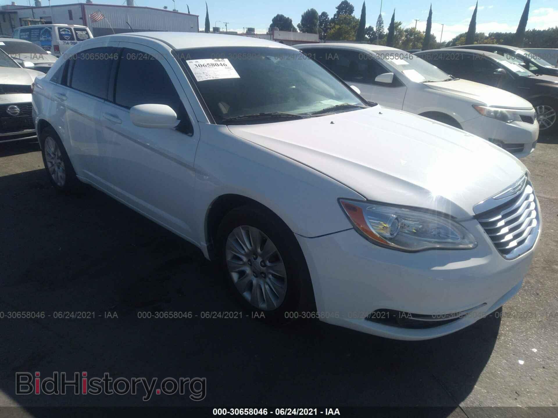 Фотография 1C3CCBAB0CN272138 - CHRYSLER 200 2012