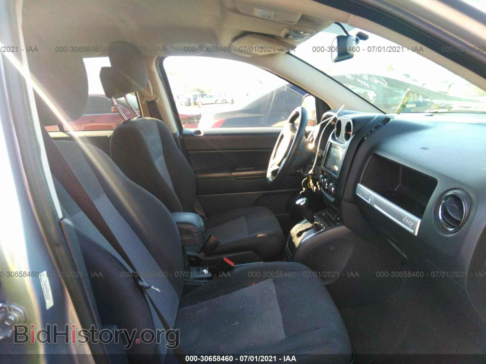 2016 JEEP COMPASS - VIN: 1C4NJDBB9GD670738 - Фото 5