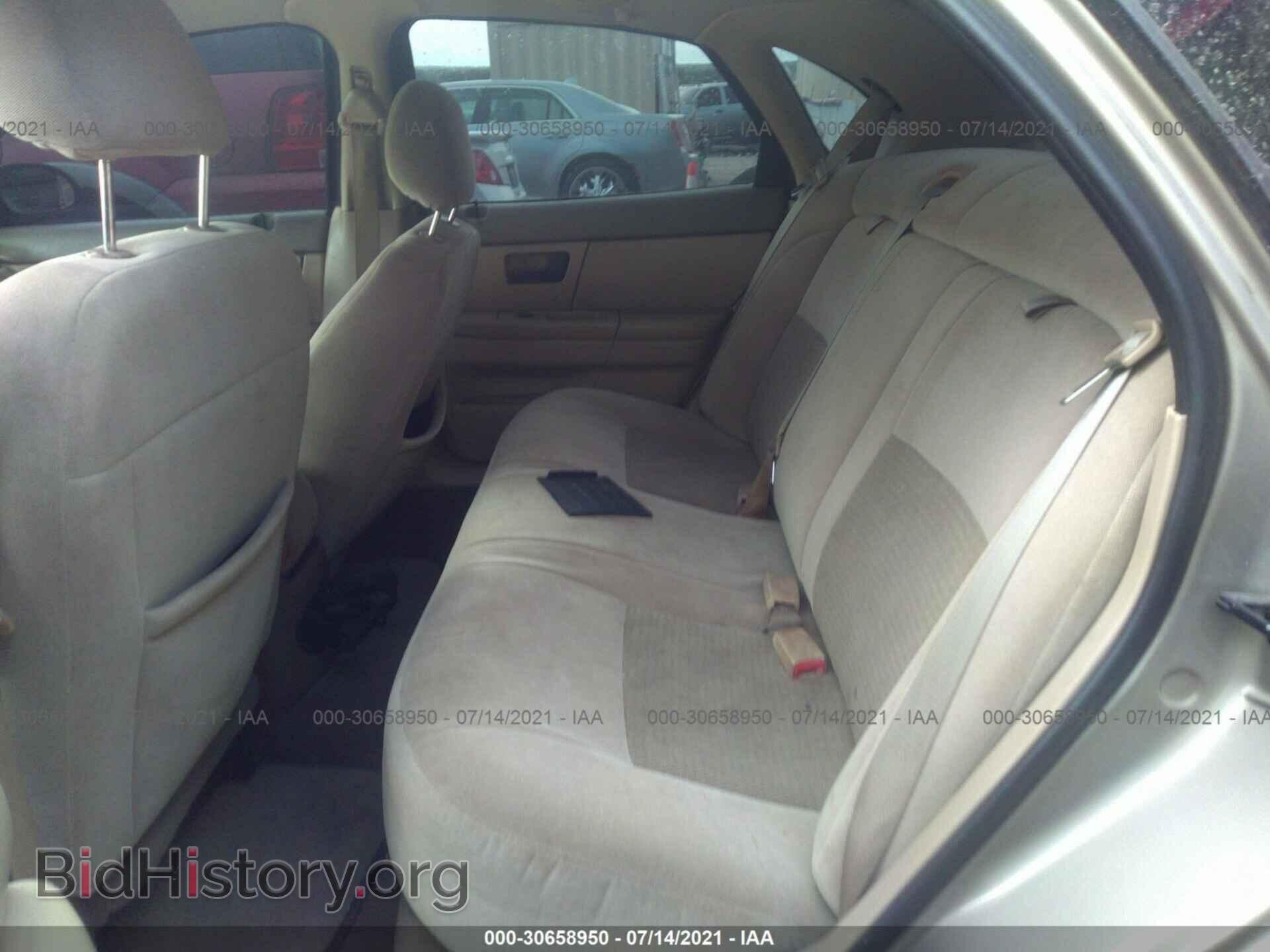 2007 FORD TAURUS - VIN: 1FAFP53U87A161546 - Фото 8