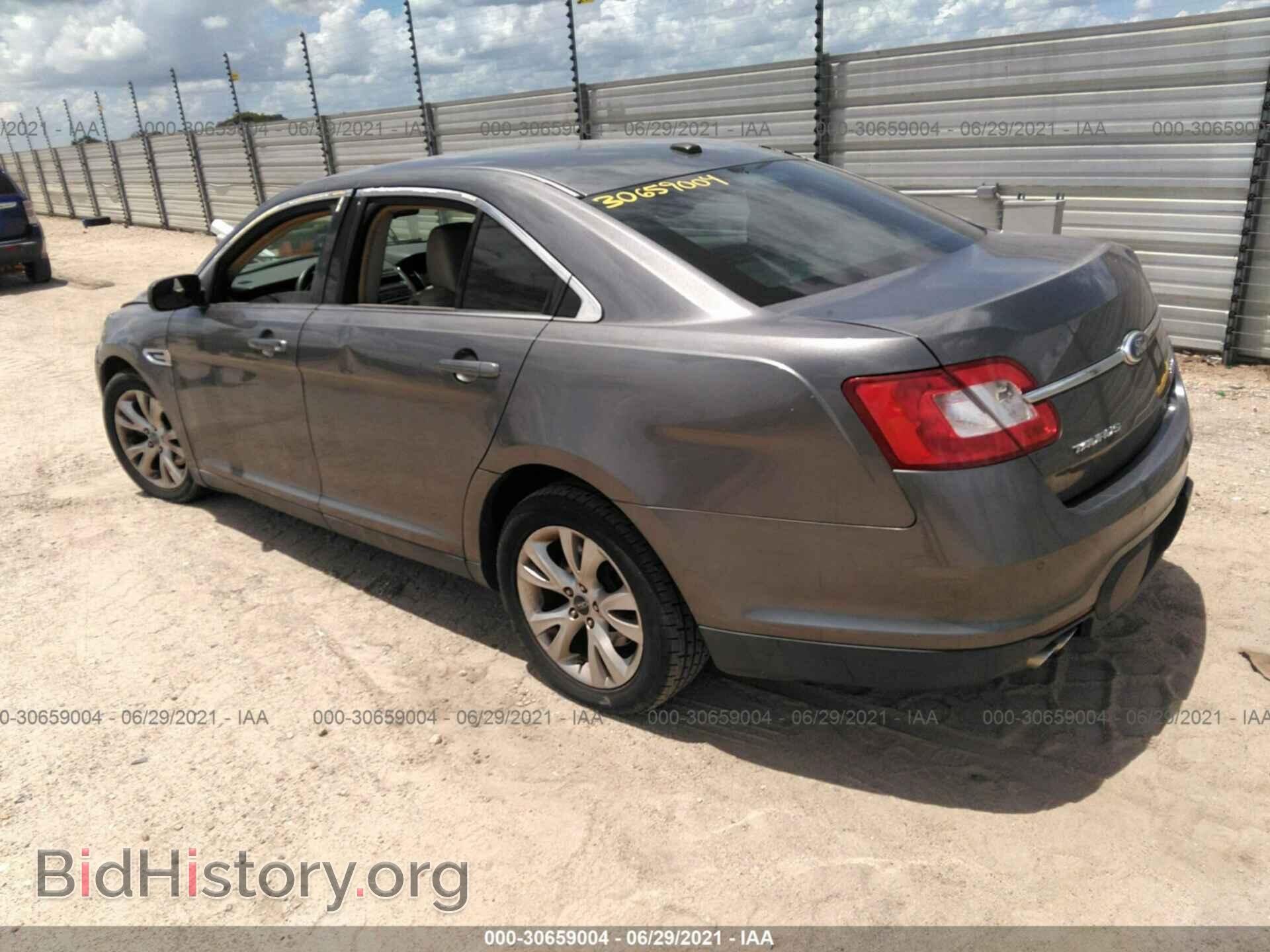 2011 FORD TAURUS - VIN: 1FAHP2EW6BG151044 - Фото 3