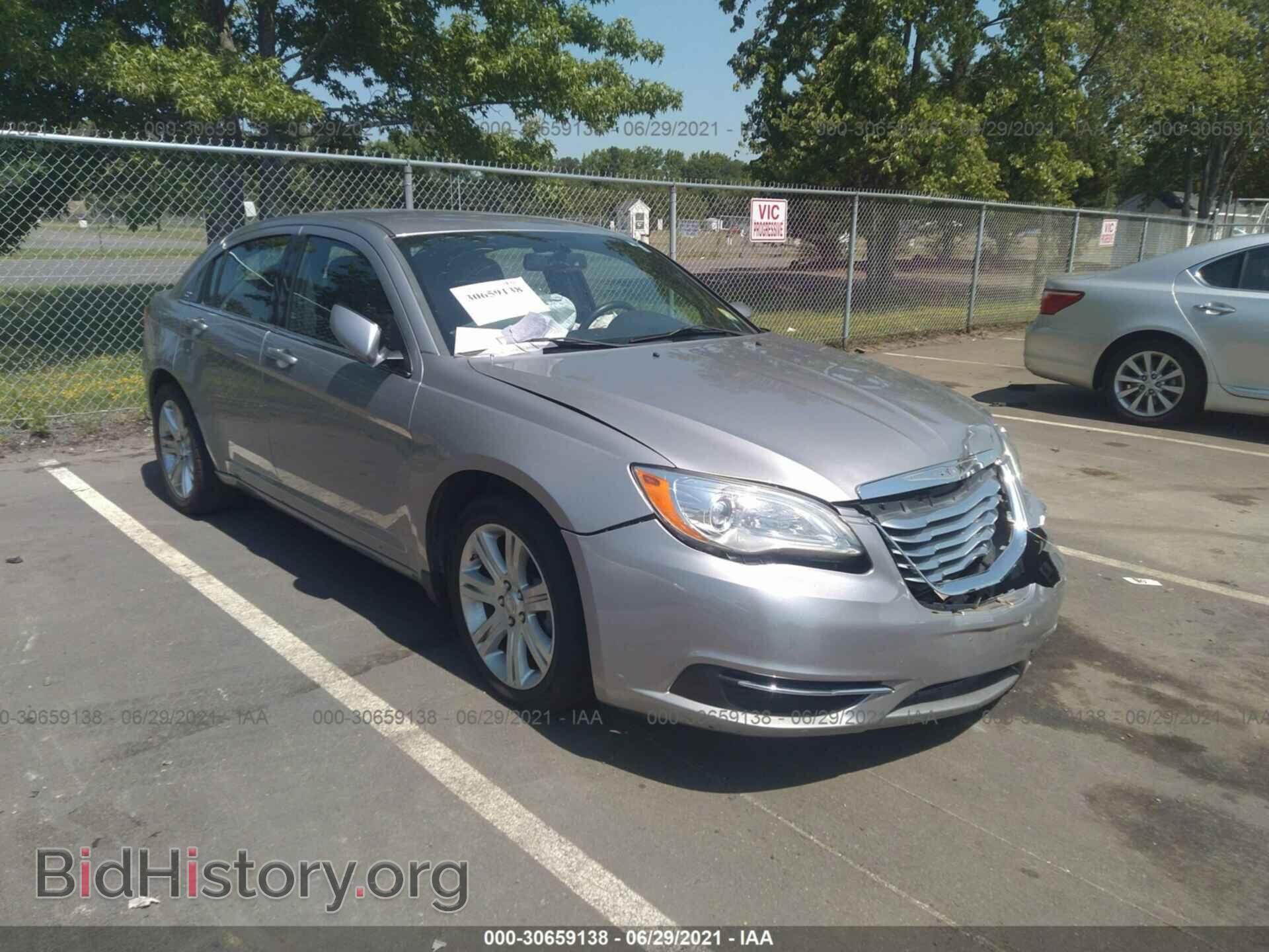 Photo 1C3CCBBB0DN542792 - CHRYSLER 200 2013