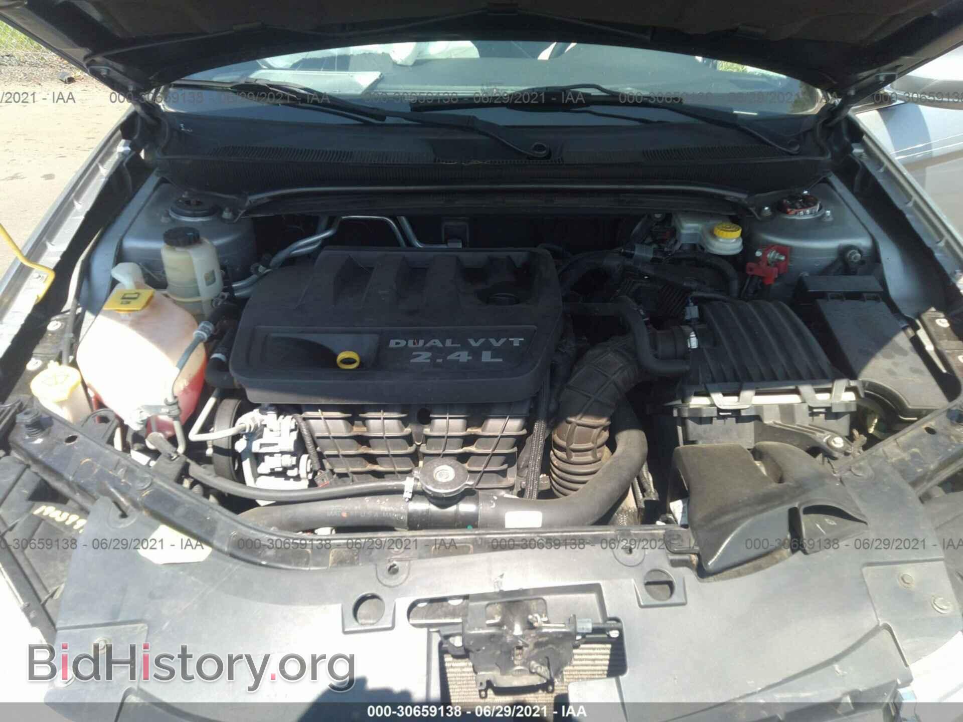 2013 CHRYSLER 200 - VIN: 1C3CCBBB0DN542792 - Photo 10
