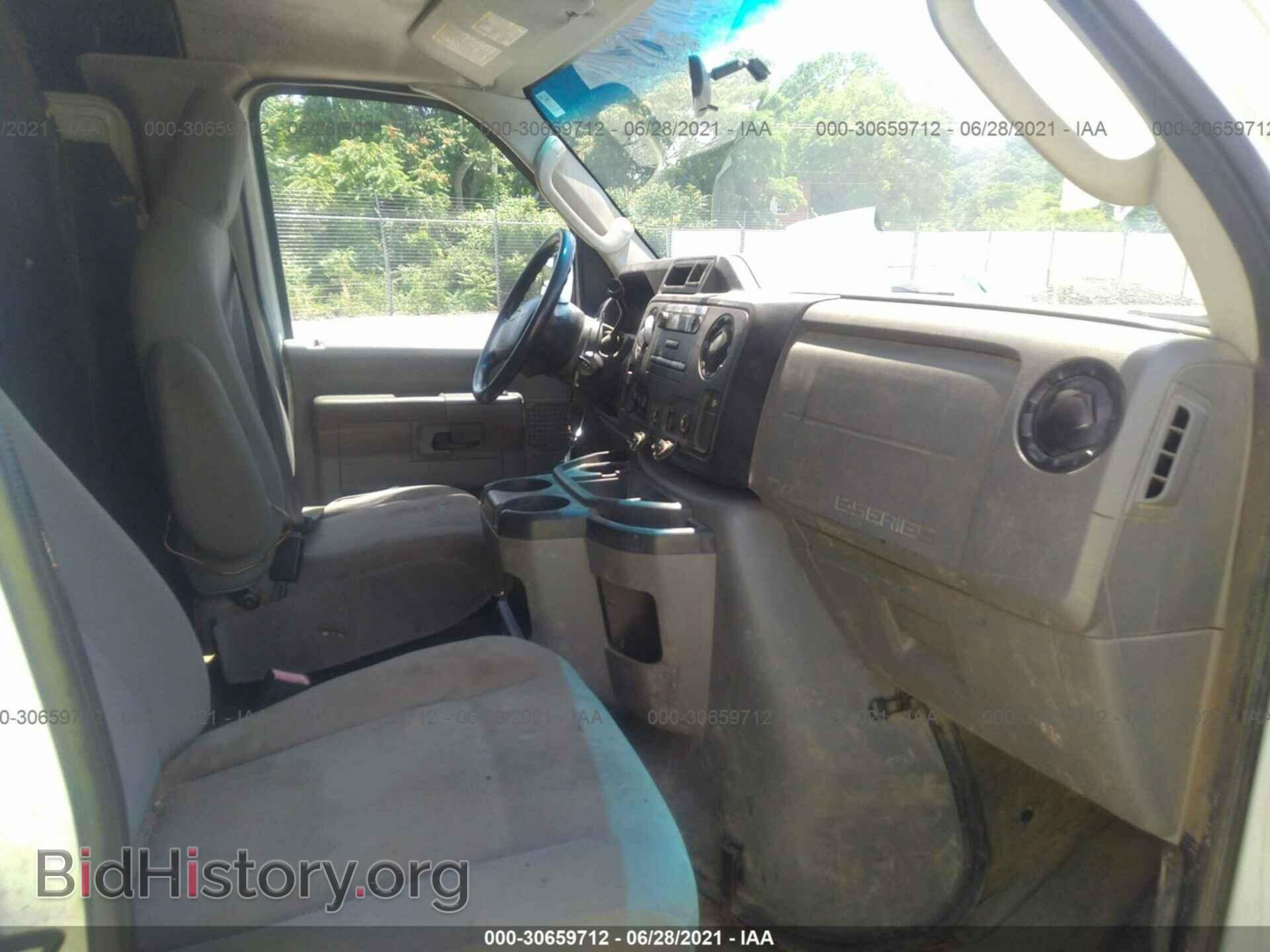 2013 FORD ECONOLINE CARGO VAN - VIN: 1FTNE1EW5DDA76211 - Фото 5