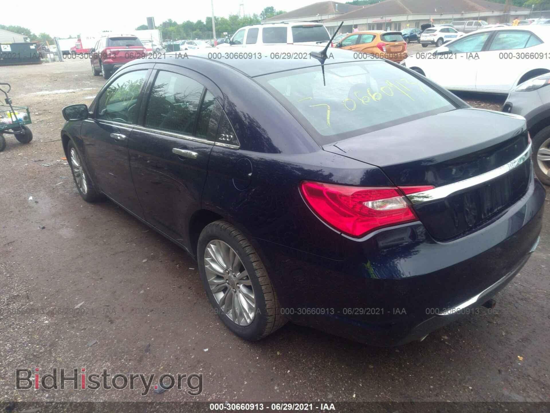 2013 CHRYSLER 200 - VIN: 1C3CCBCG2DN652995 - Photo 3