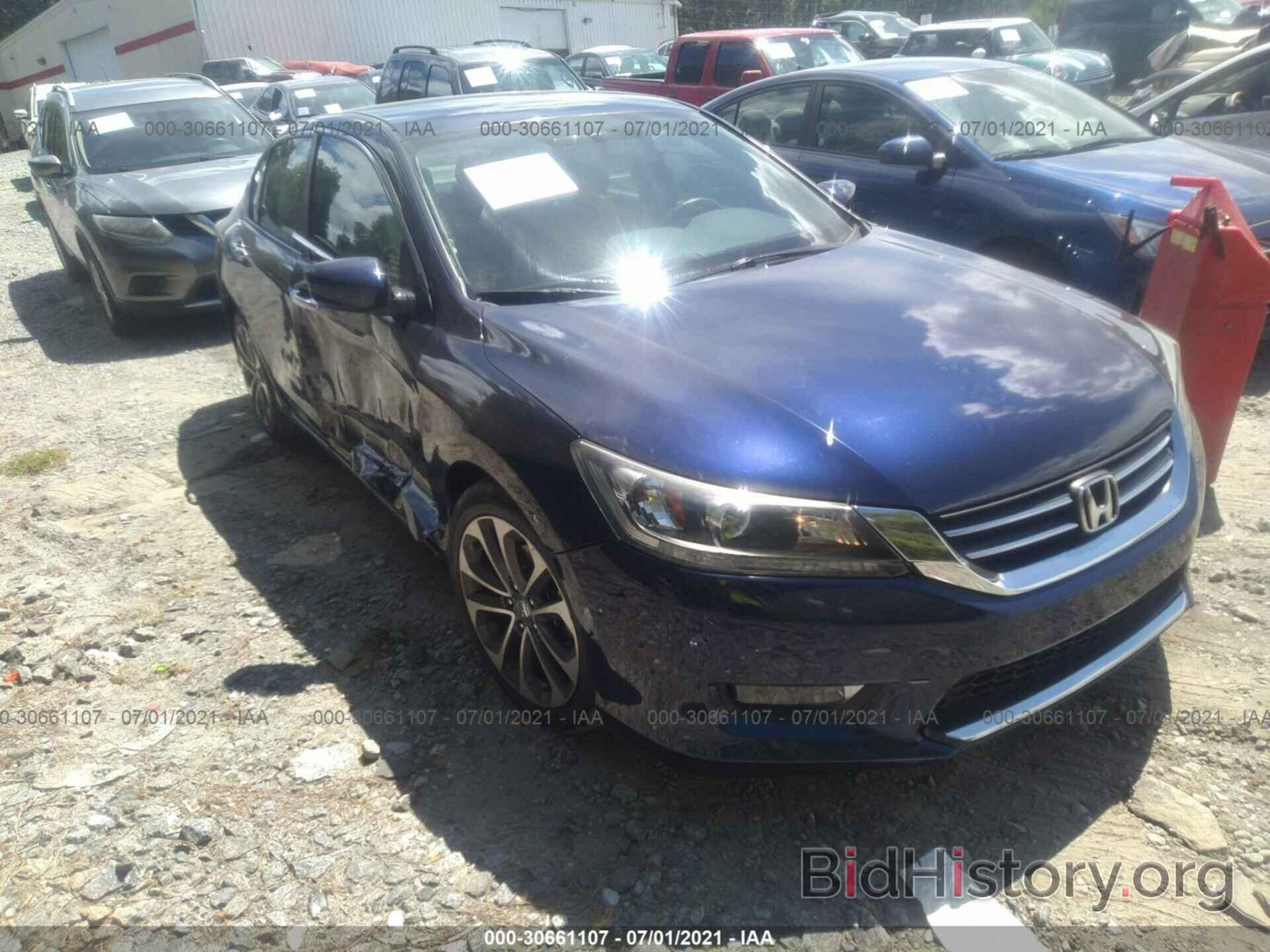 Photo 1HGCR2F57EA018760 - HONDA ACCORD SEDAN 2014