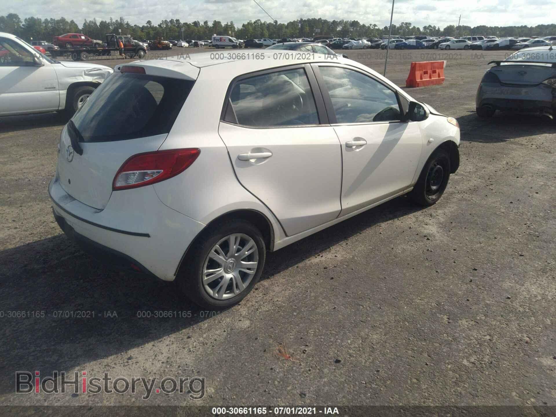2014 MAZDA MAZDA2 - VIN: JM1DE1KZ3E0183728 - Фото 4