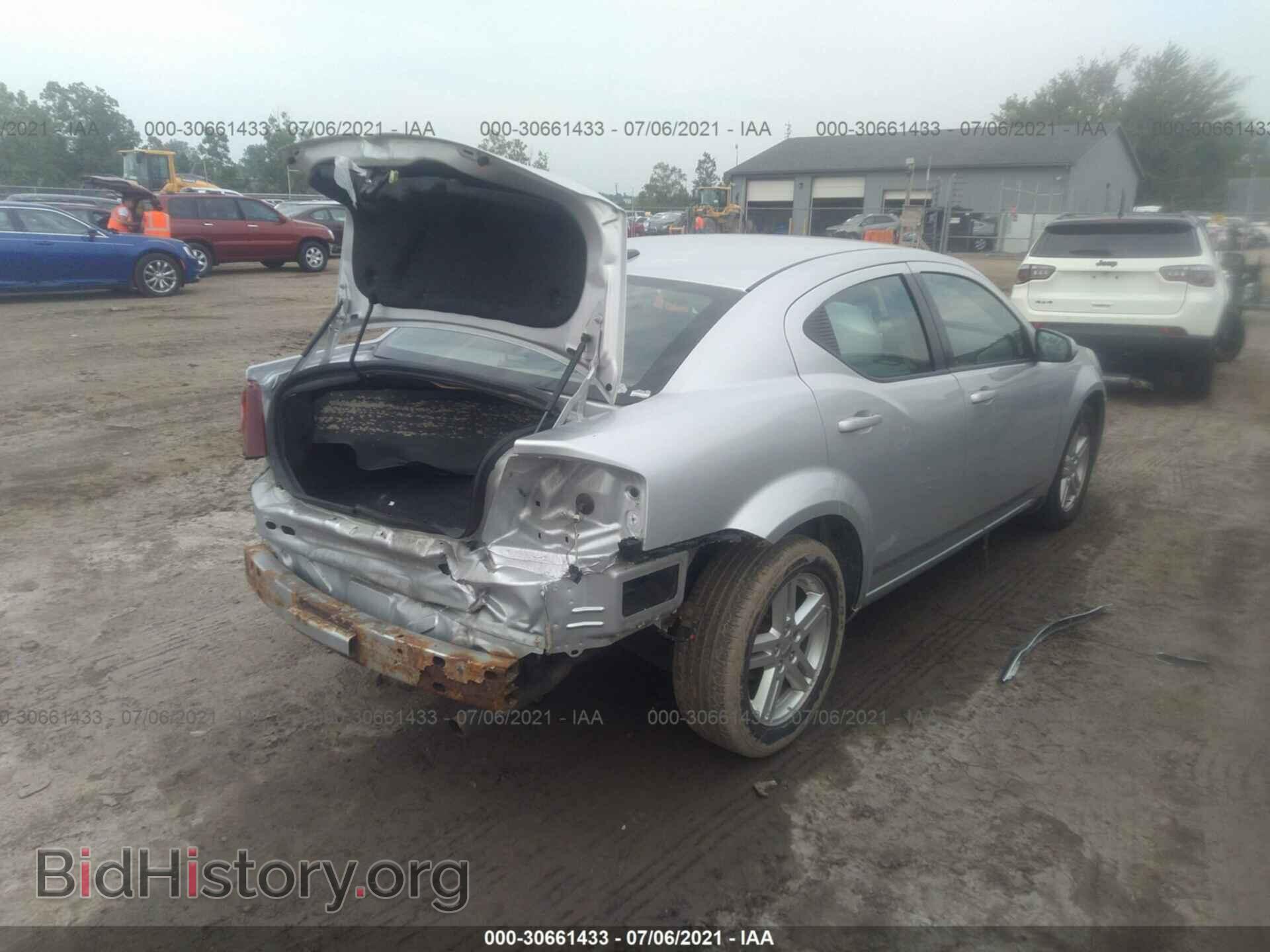 2011 DODGE AVENGER - VIN: 1B3BD1FB1BN561326 - Фото 4