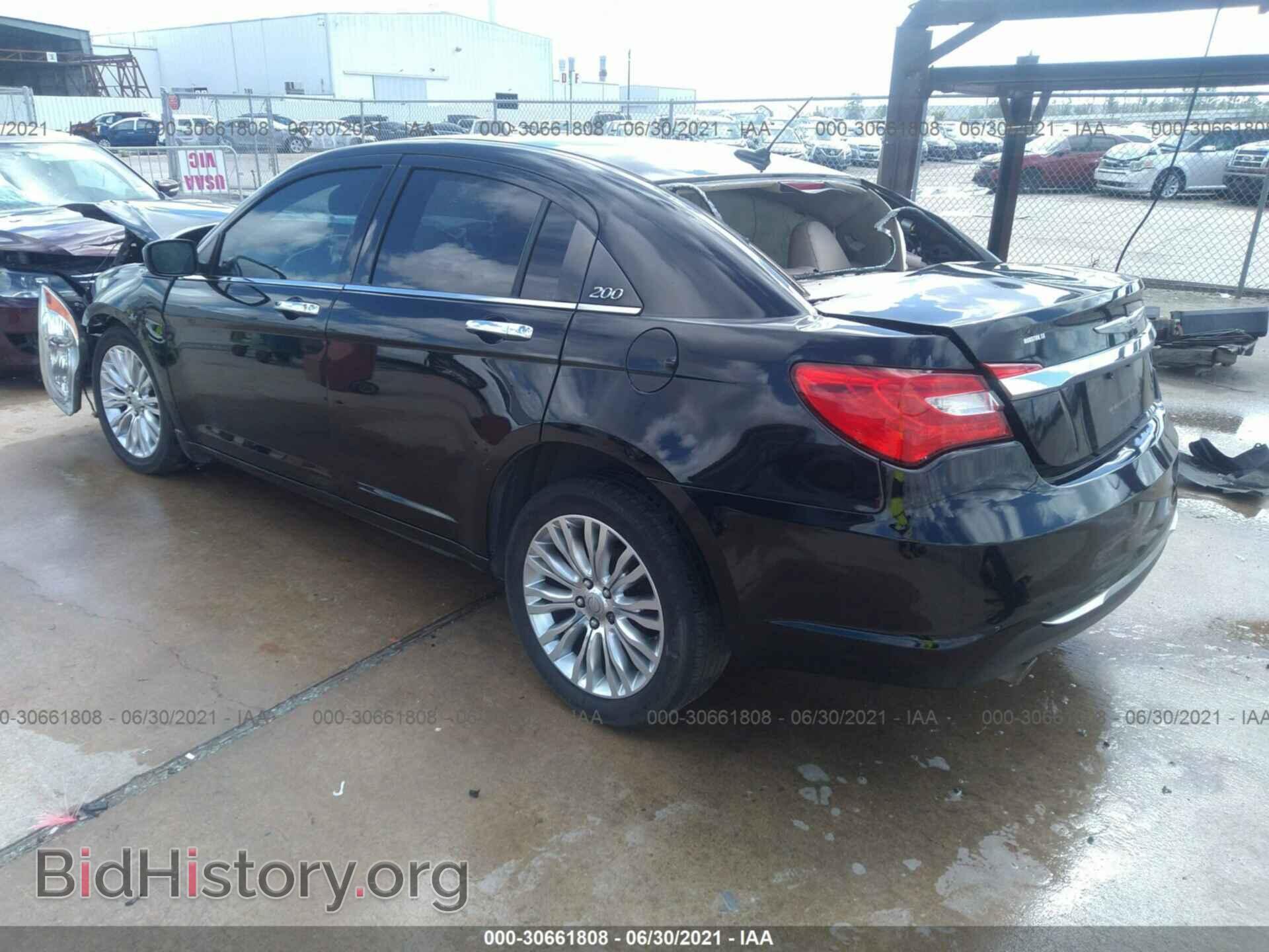 2012 CHRYSLER 200 - VIN: 1C3CCBCG7CN180484 - Фото 3