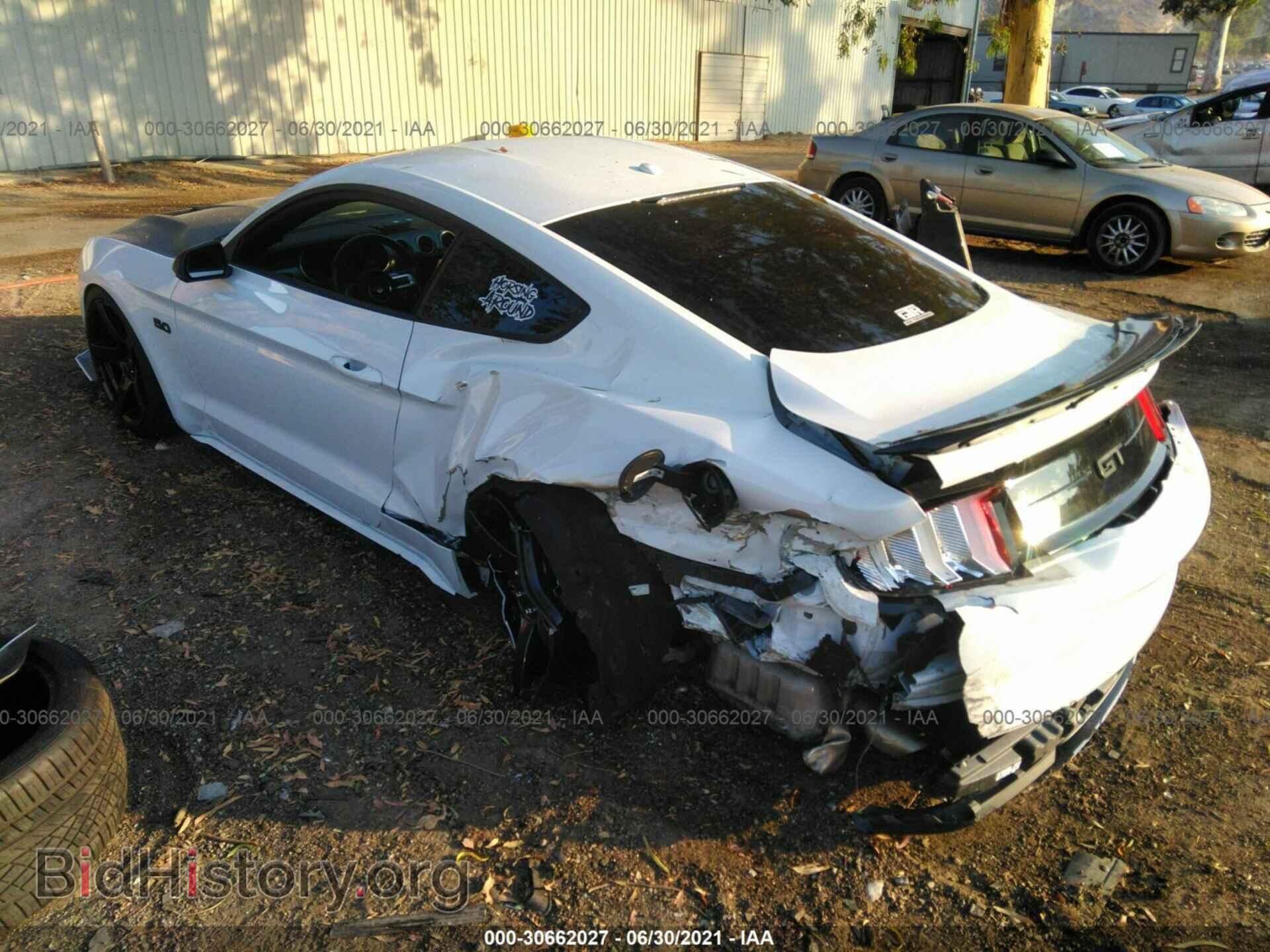 2019 FORD MUSTANG - VIN: 1FA6P8CF7K5188547 - Фото 3