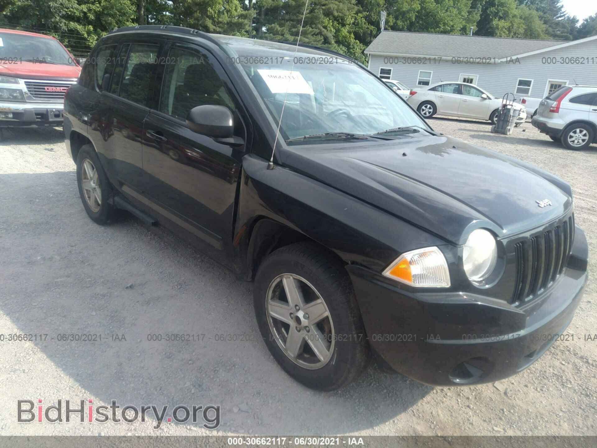 2010 JEEP COMPASS - VIN: 1J4NT4FB4AD655697 - Фото 6