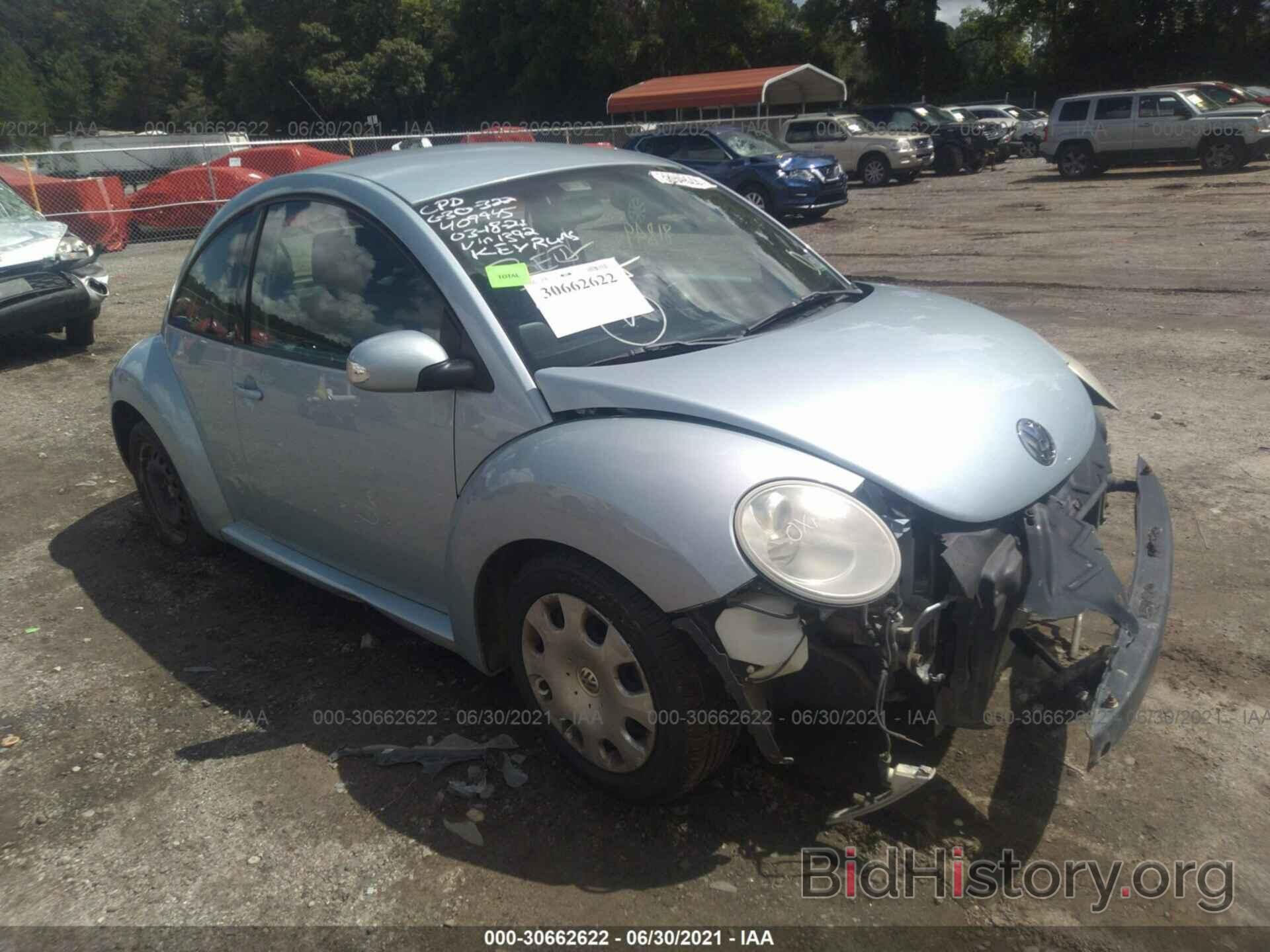 Photo 3VWPG3AG9AM001392 - VOLKSWAGEN NEW BEETLE COUPE 2010
