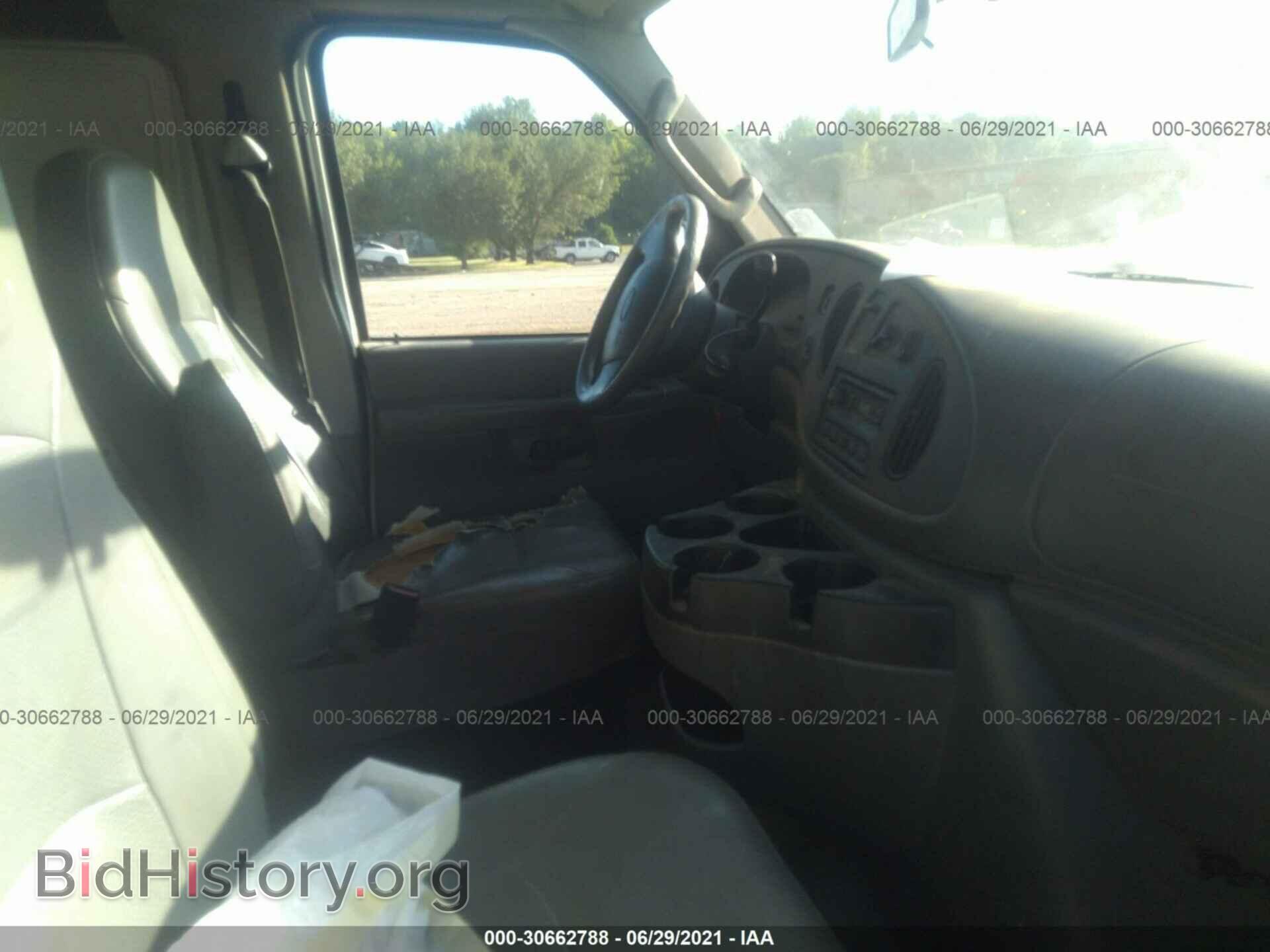 2006 FORD ECONOLINE CARGO VAN - VIN: 1FTRE14W76DA81237 - Фото 5
