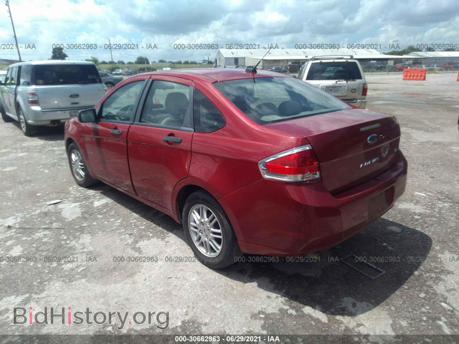 2010 FORD FOCUS - VIN: 1FAHP3FN3AW235743 - Фото 3
