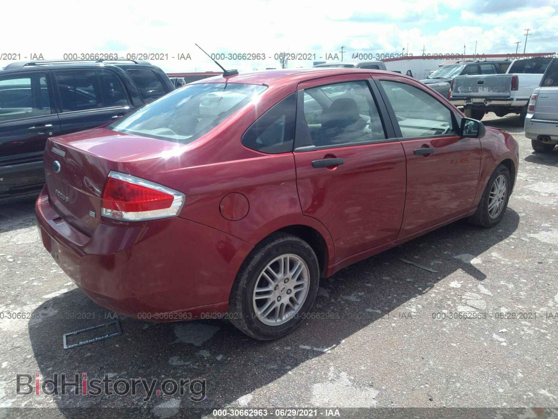 2010 FORD FOCUS - VIN: 1FAHP3FN3AW235743 - Фото 4