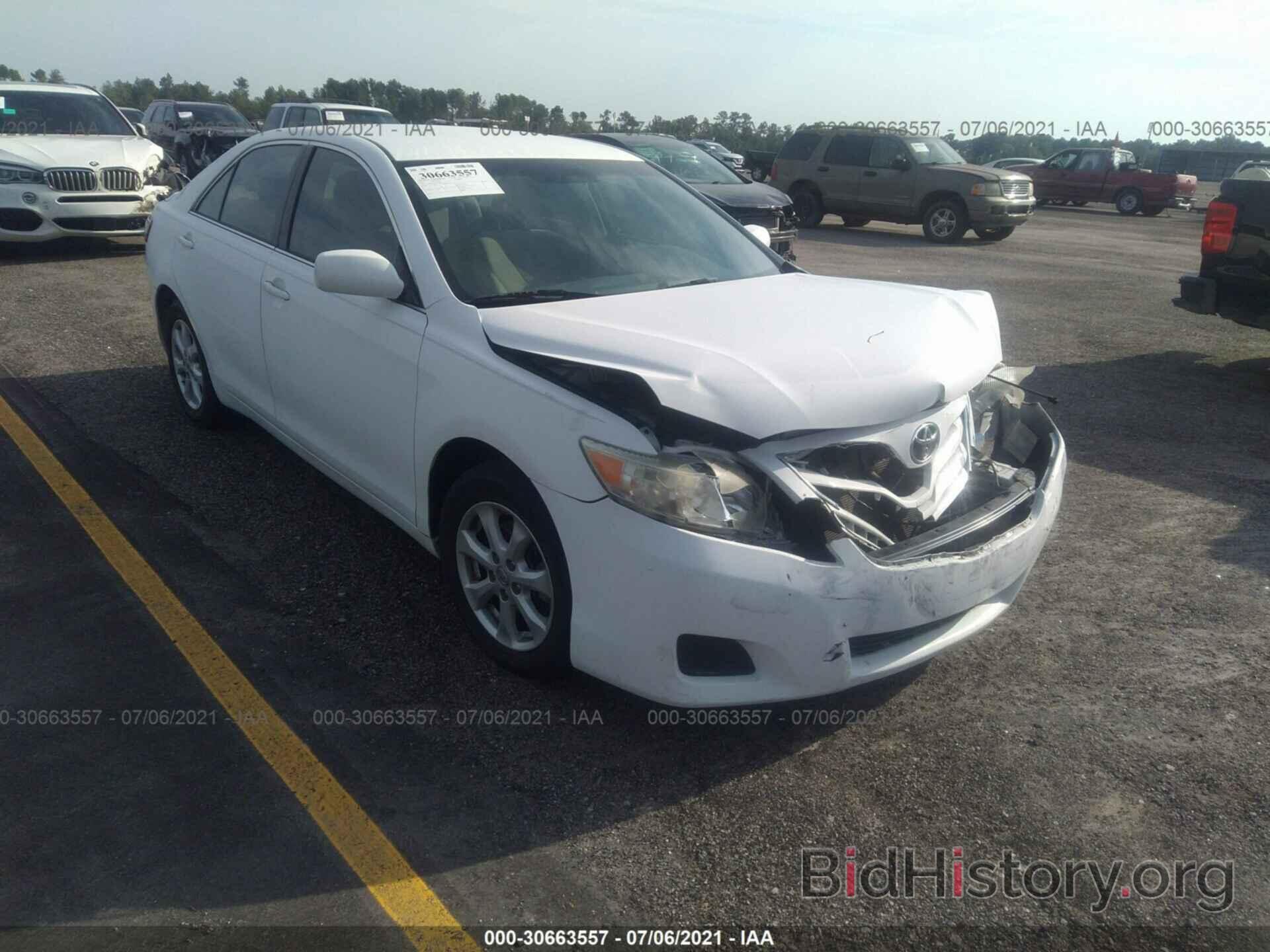 Photo 4T1BF3EK0BU647976 - TOYOTA CAMRY 2011