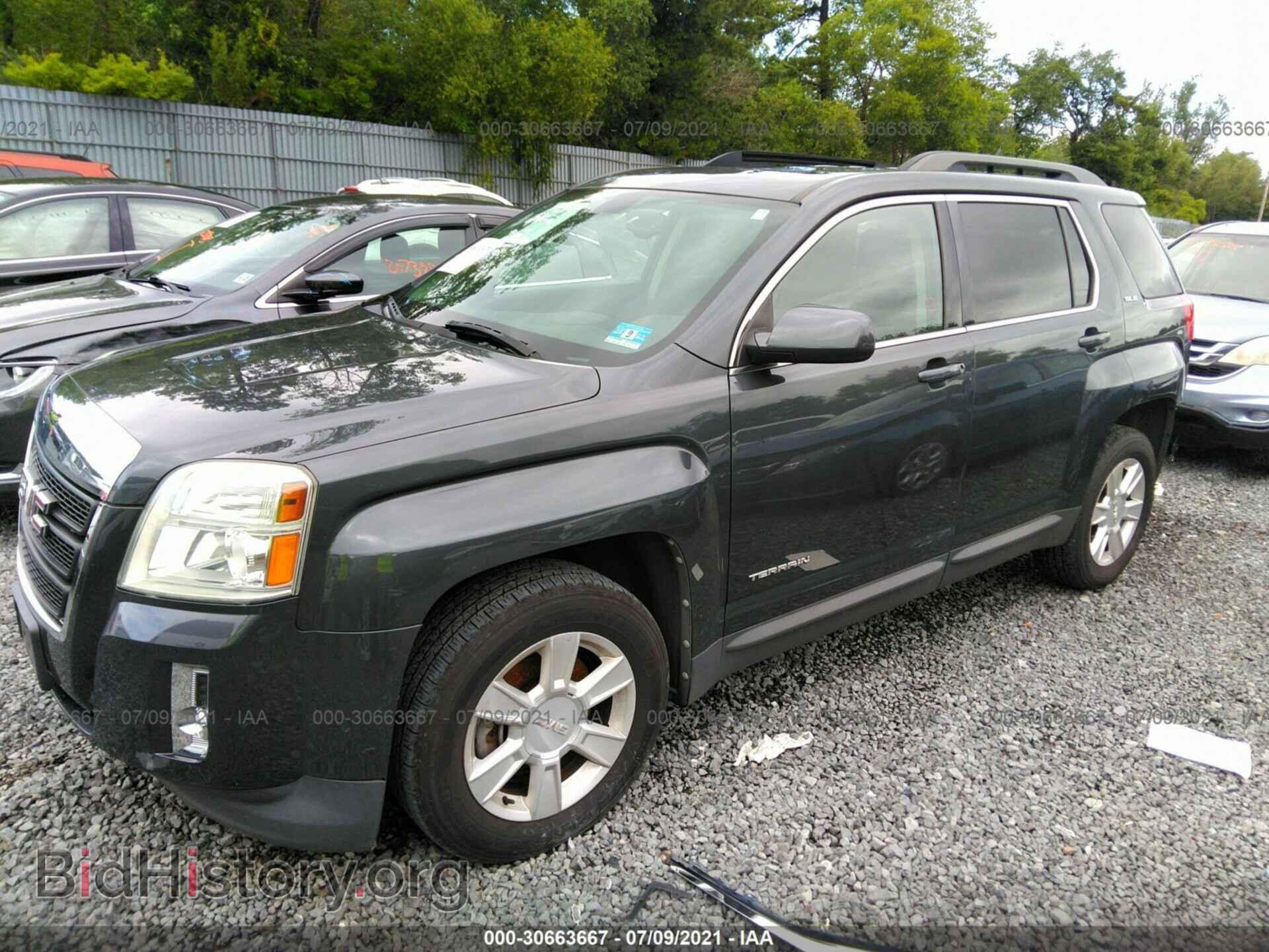 2011 GMC TERRAIN - VIN: 2CTFLTEC3B6399507 - Photo 2