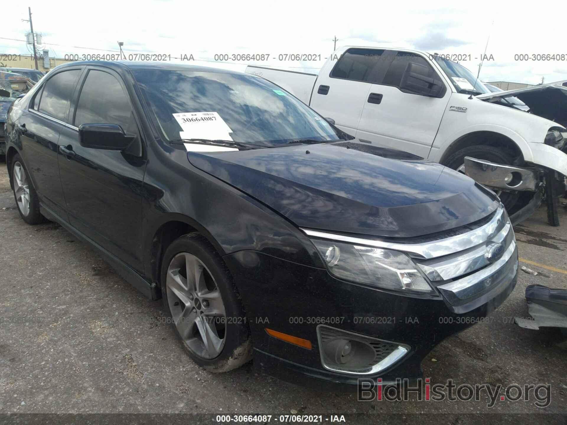 Photo 3FAHP0KC8AR232634 - FORD FUSION 2010