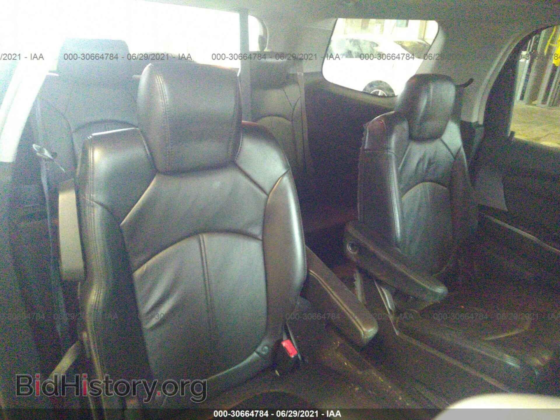 2009 GMC ACADIA - VIN: 1GKEV23D49J201848 - Photo 8