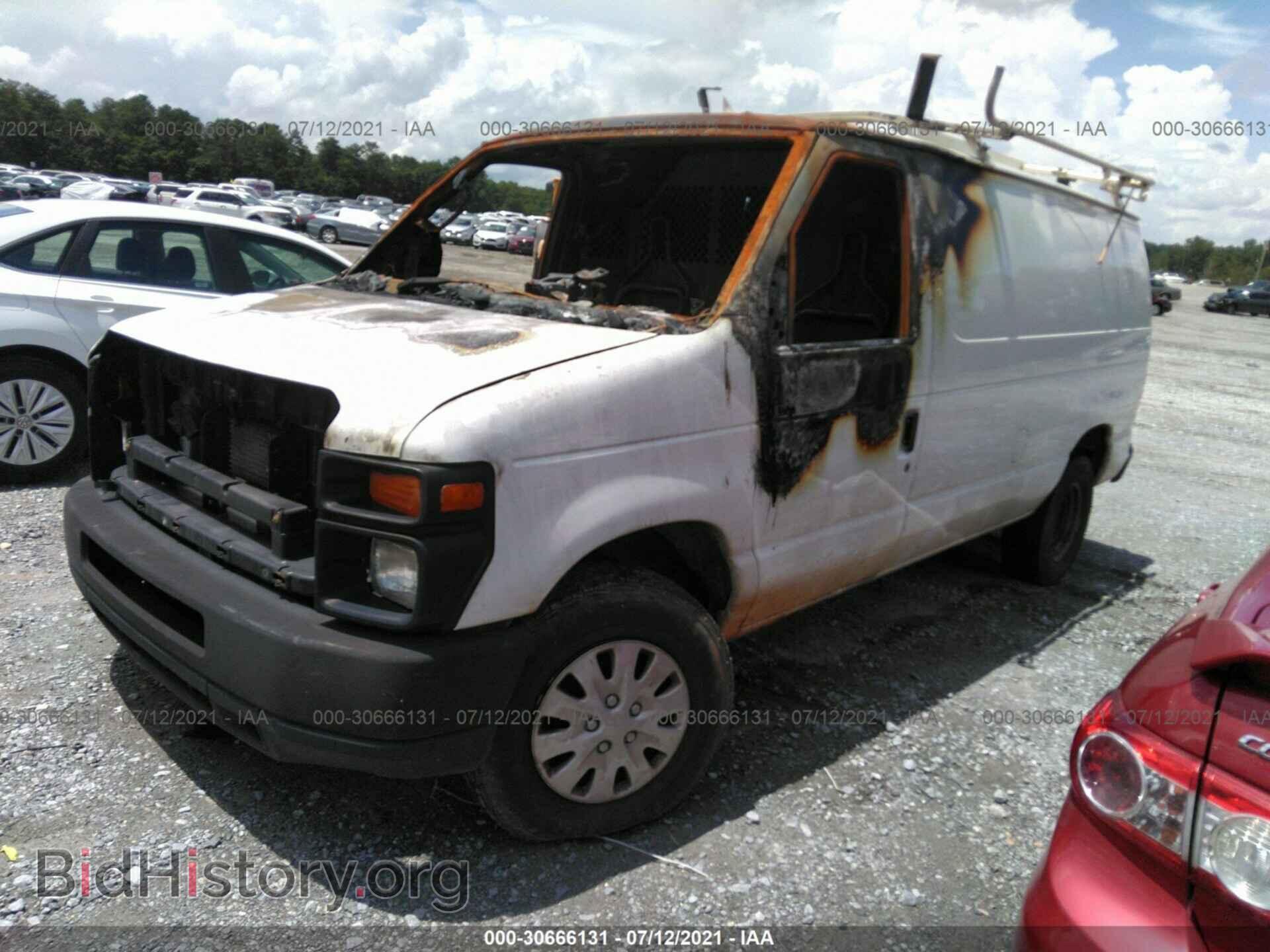 2013 FORD ECONOLINE CARGO VAN - VIN: 1FTNE2EW4DDA71930 - Фото 2